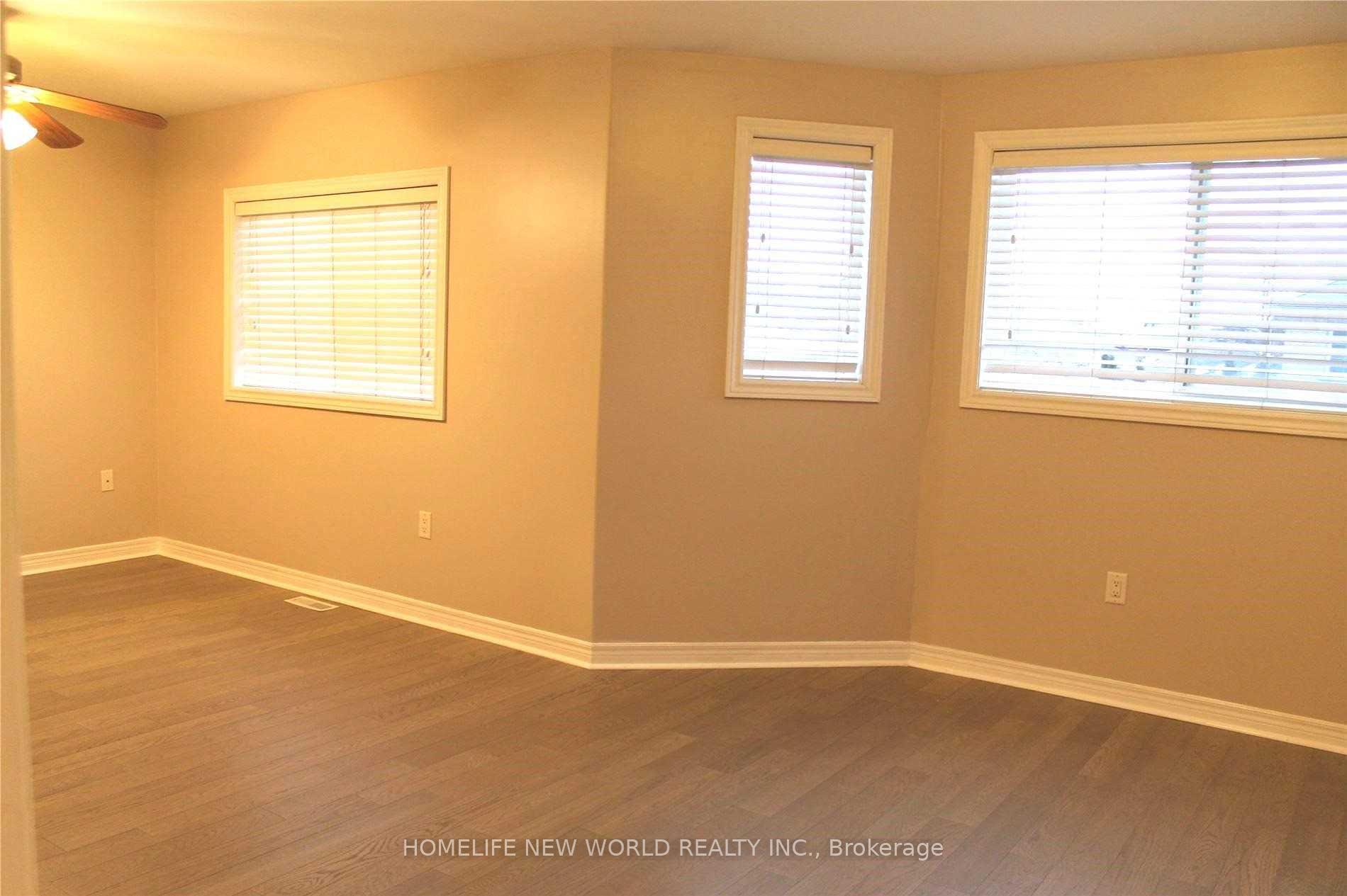 Photo 10 of 102 Emms Drive, Barrie, Holly — HOMEH