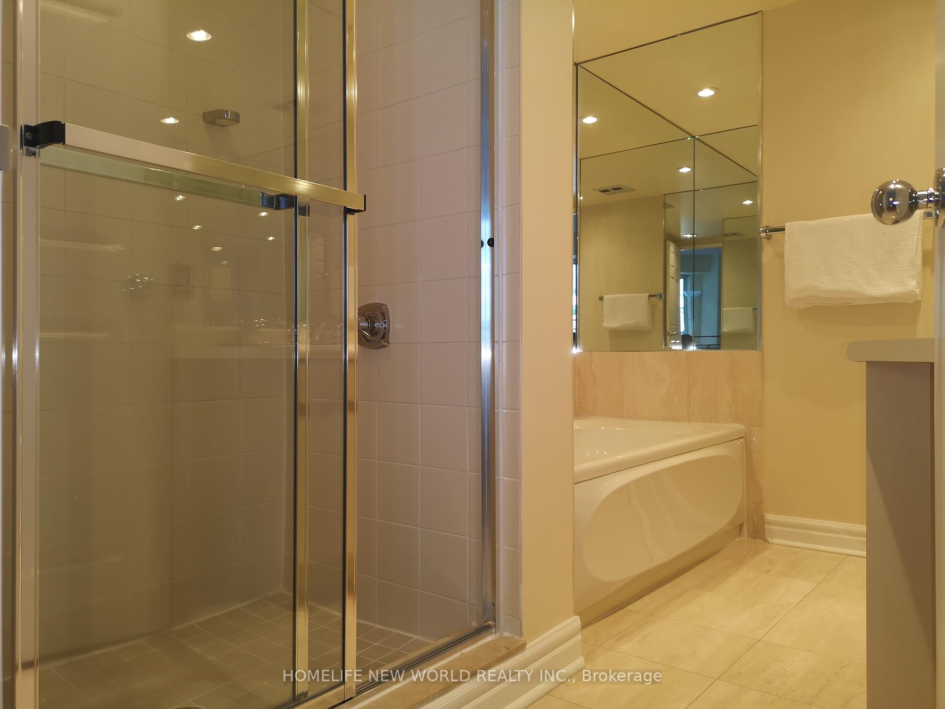 Photo 8 of Unit 1901, 33 University Avenue, Toronto, Bay Street Corridor — HOMEH
