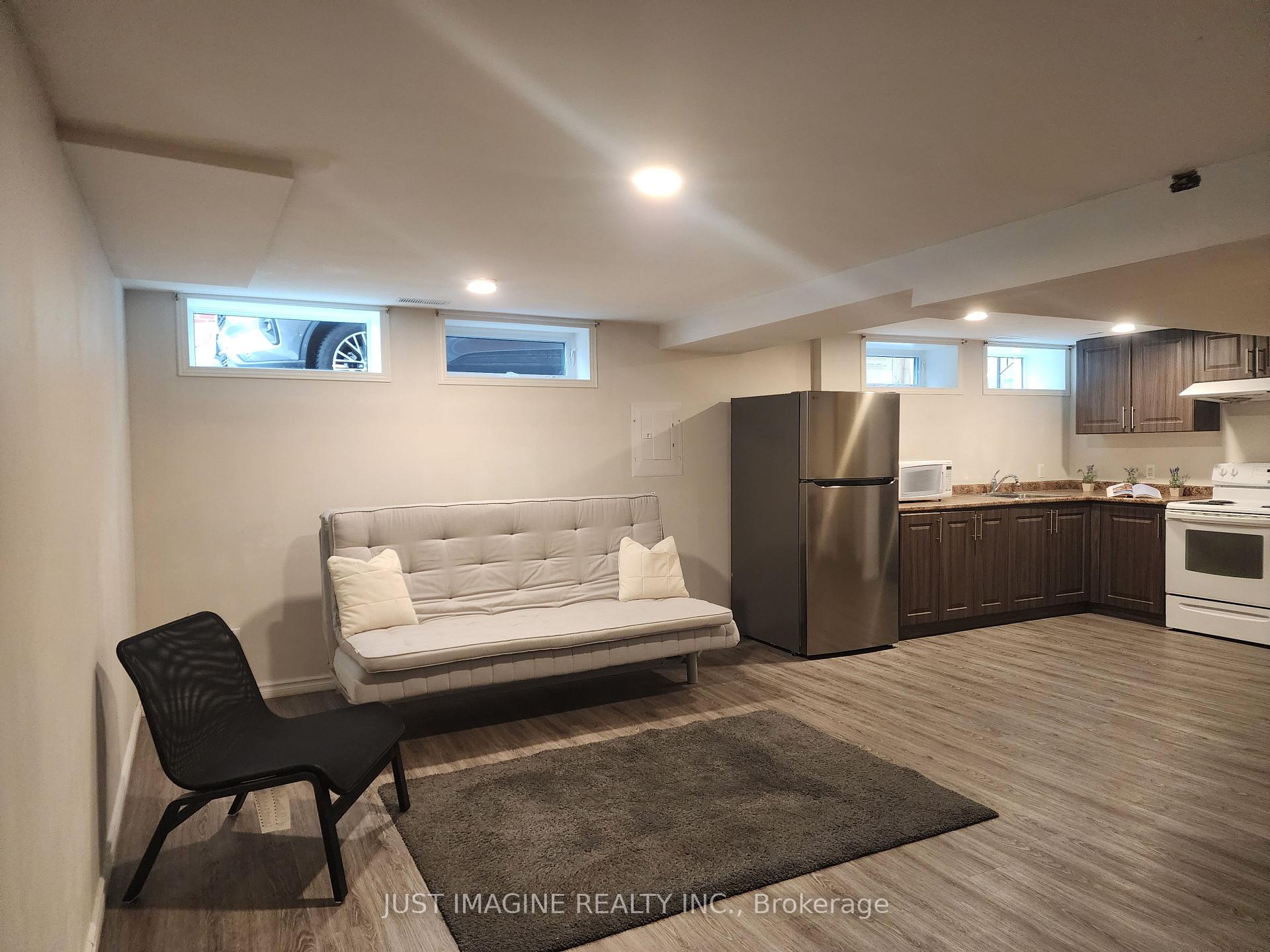 Photo 7 of Unit B, 895 Chapman Boulevard, Ottawa, Elmvale Acres — HOMEH