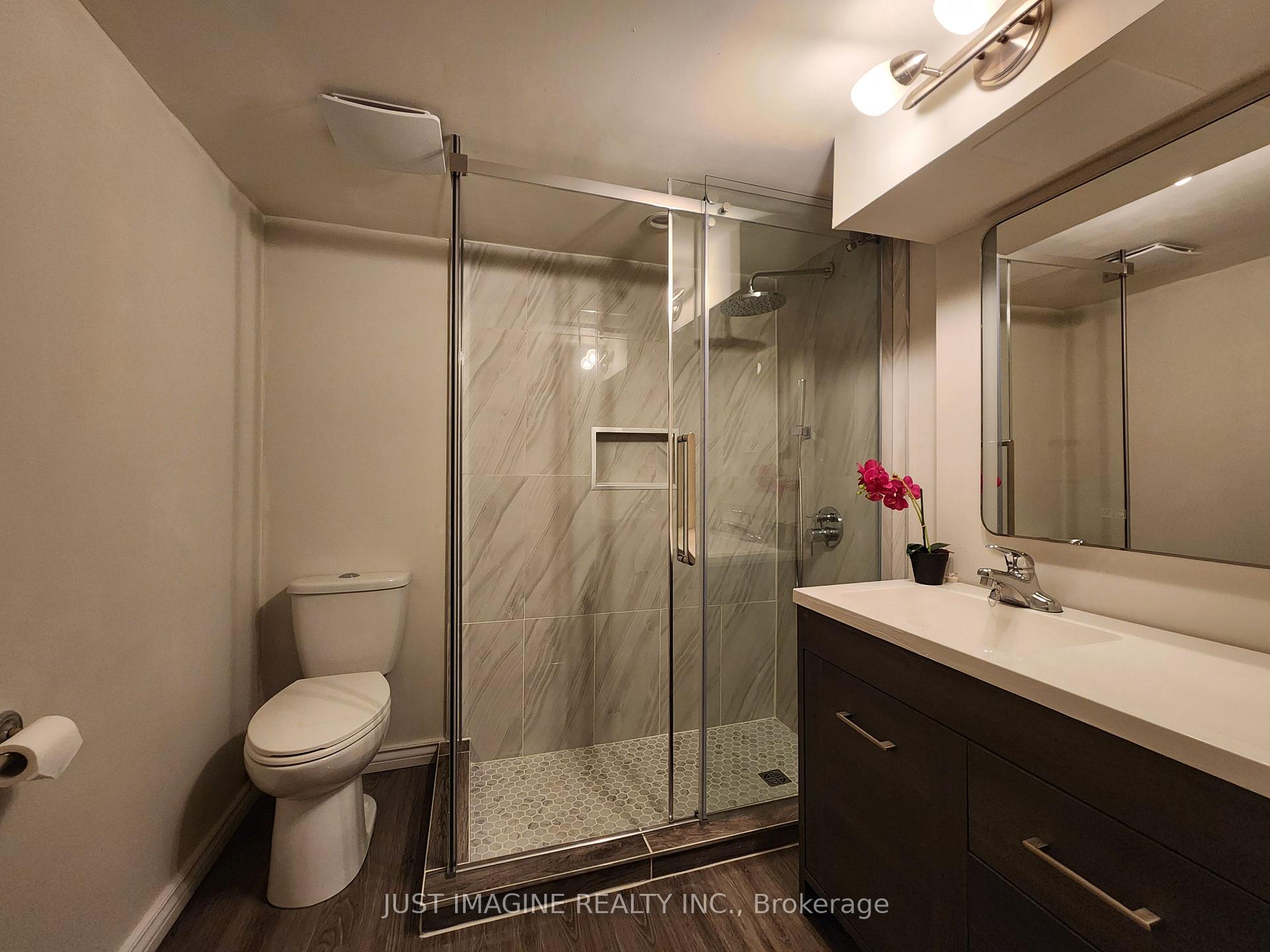Photo 11 of Unit B, 895 Chapman Boulevard, Ottawa, Elmvale Acres — HOMEH