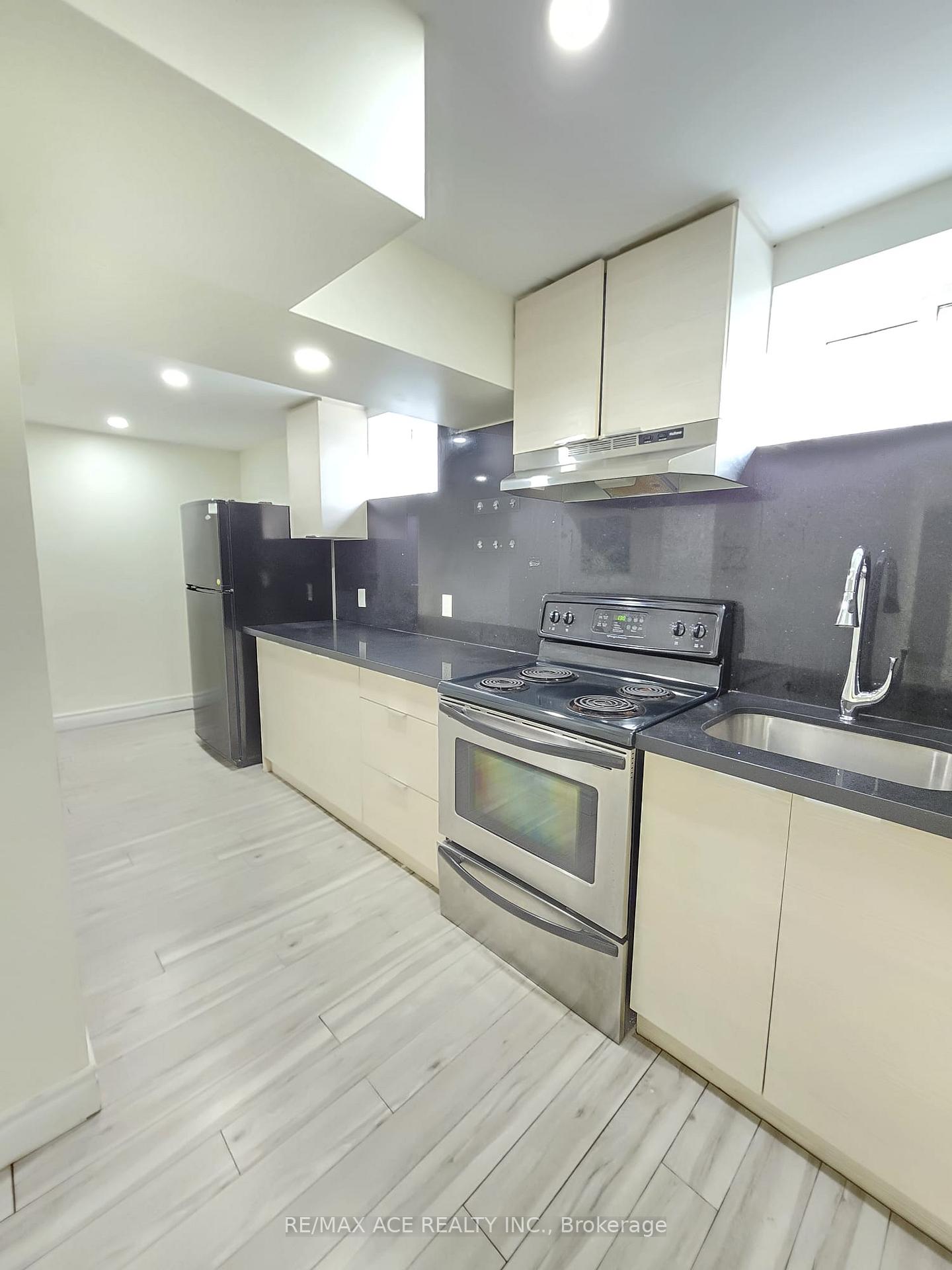 Photo 5 of Unit Bsmt, 66 Kings Crescent, Ajax, South East — HOMEH