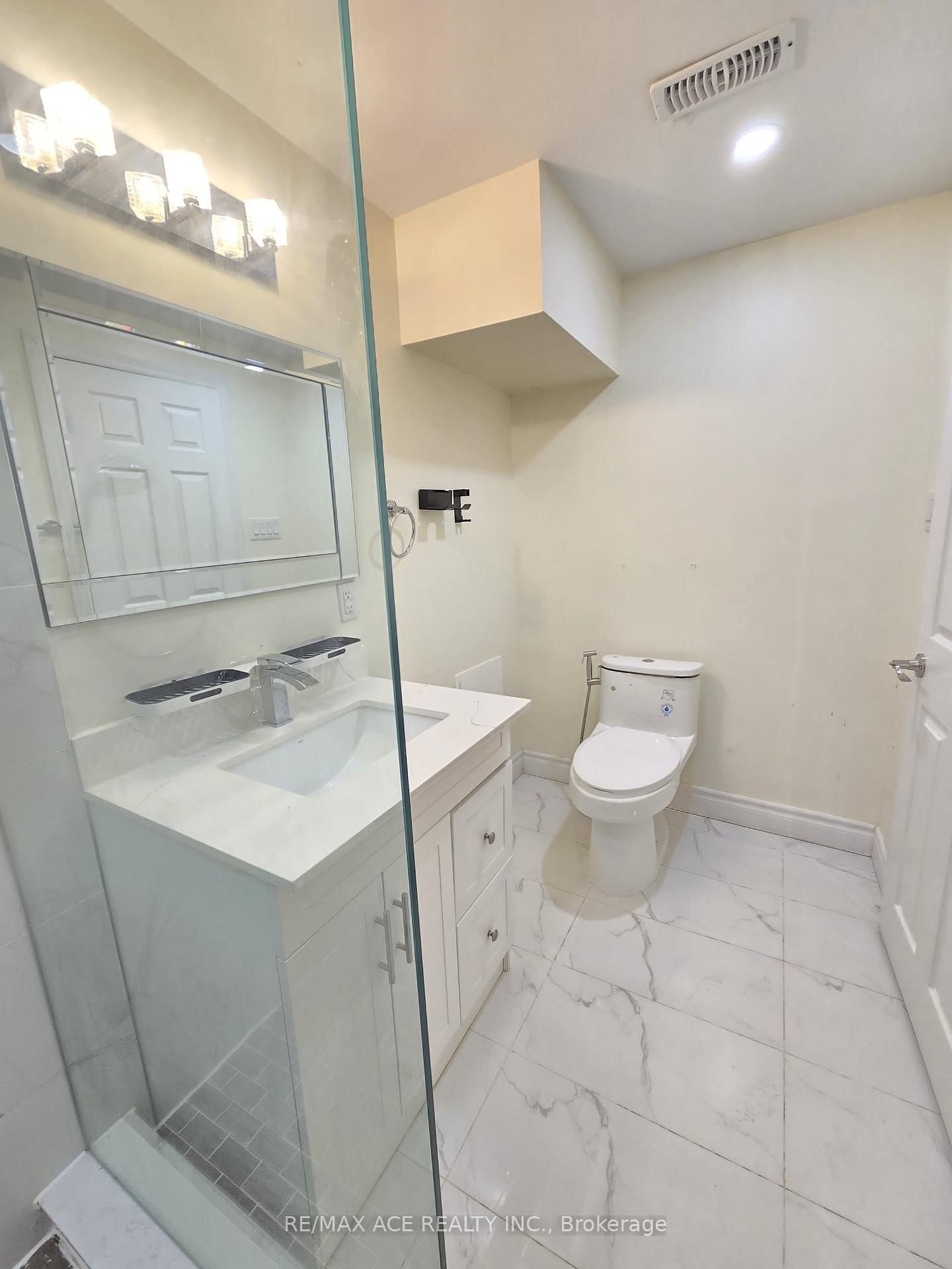 Photo 10 of Unit Bsmt, 66 Kings Crescent, Ajax, South East — HOMEH