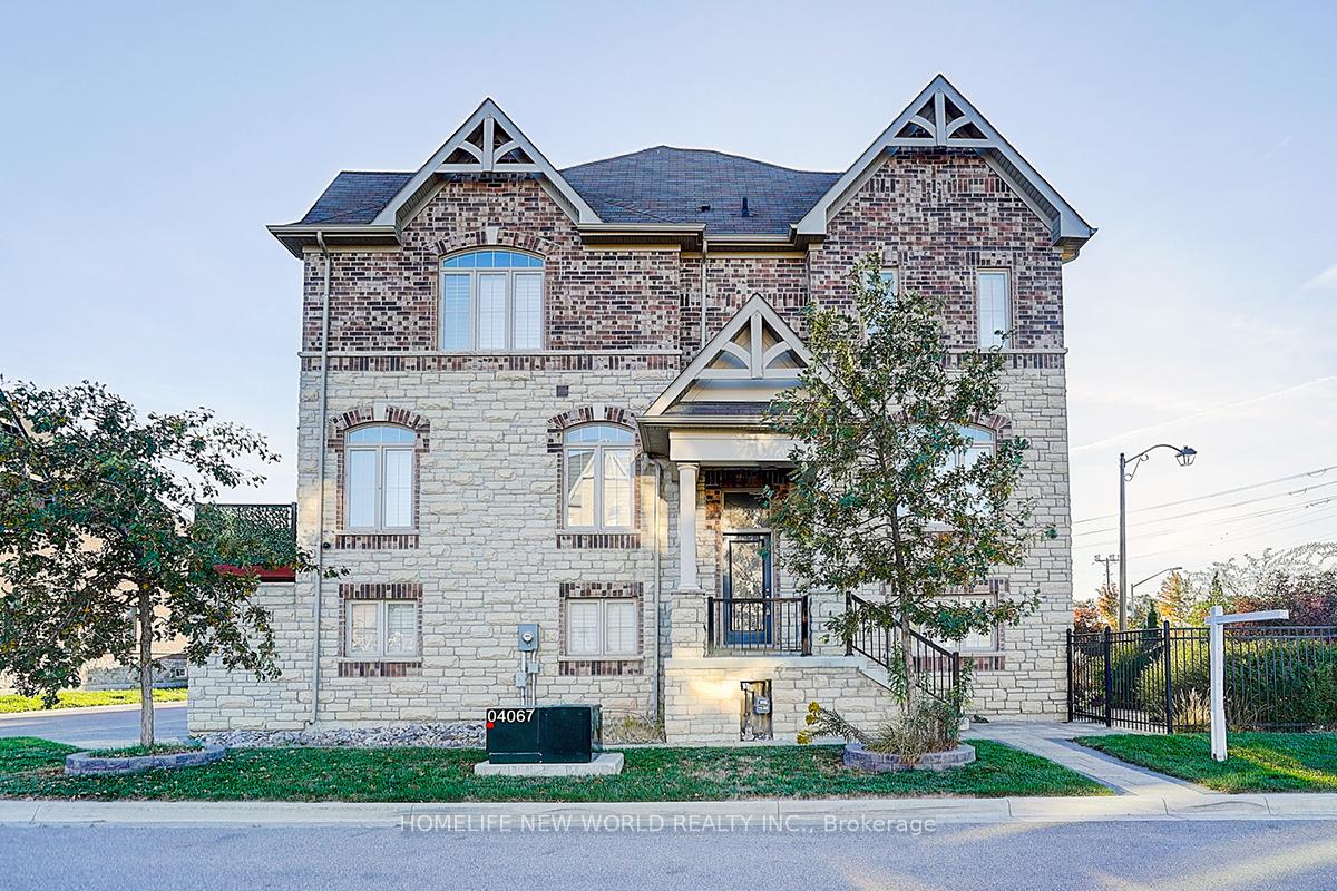 Front of 107 Beechborough Crescent