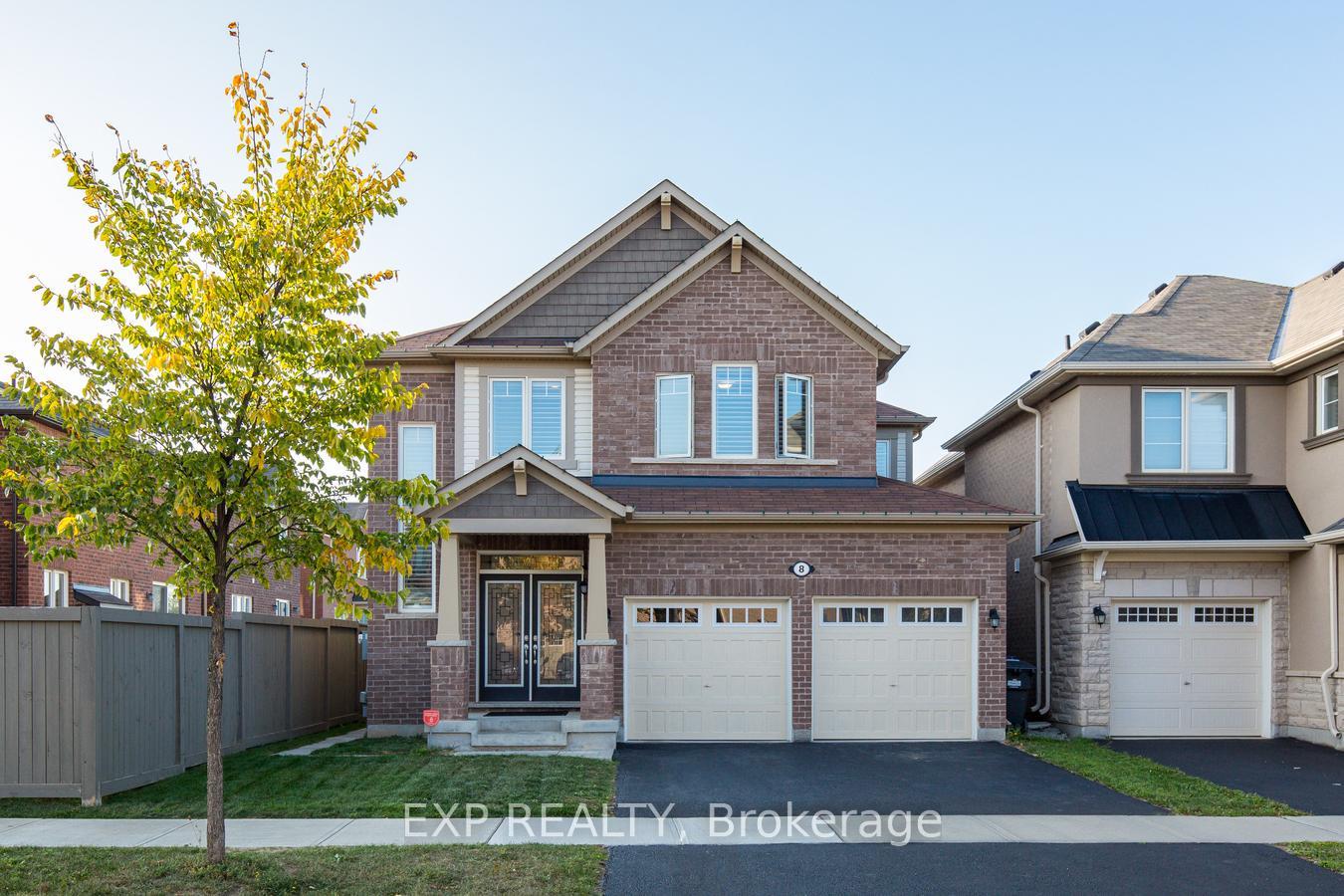 Front of Unit Upper, 8 Bannister Crescent