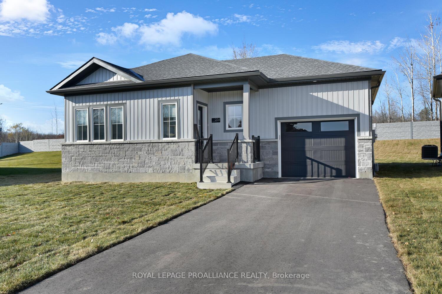 Photo 1 of 234 Adley Drive, Brockville — HOMEH