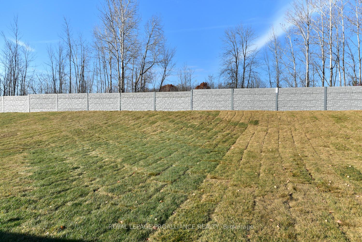 Photo 32 of 234 Adley Drive, Brockville — HOMEH