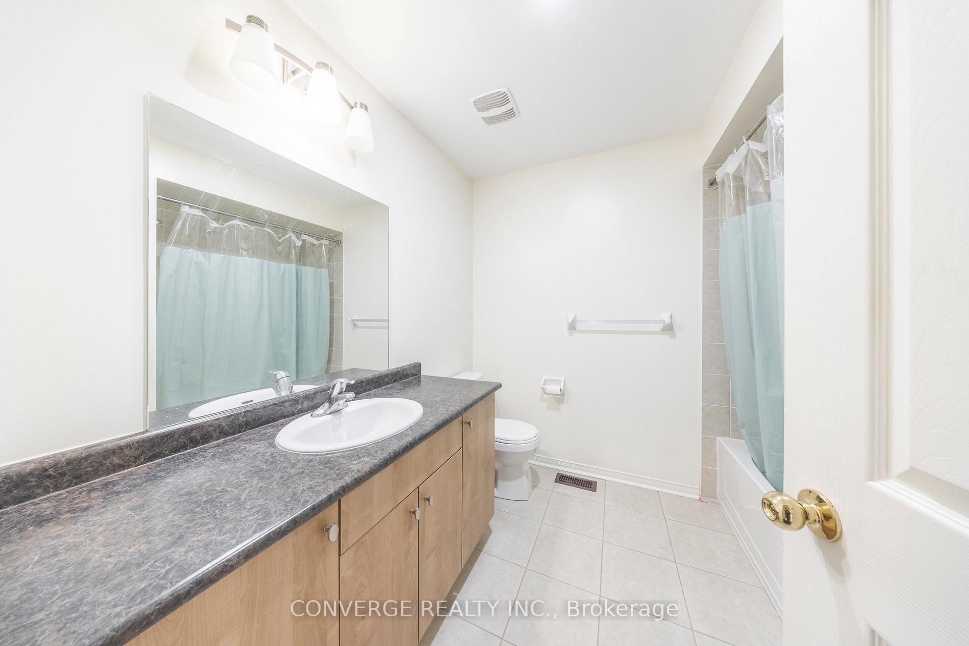 Photo 20 of 109 Cookview Drive, Brampton, Sandringham-Wellington — HOMEH