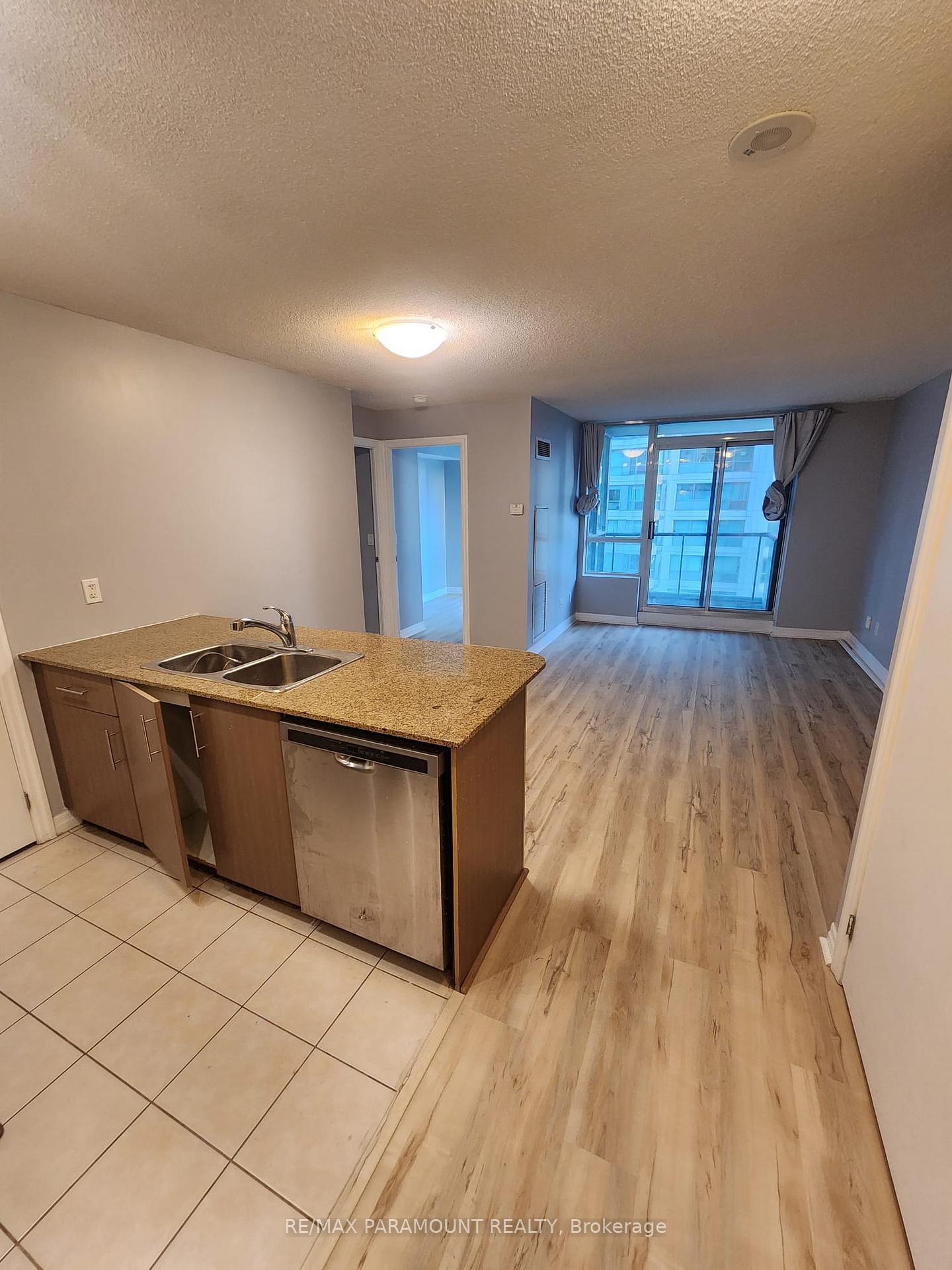Photo 4 of Unit 705, 12 Yonge Street, Toronto, Waterfront Communities — HOMEH