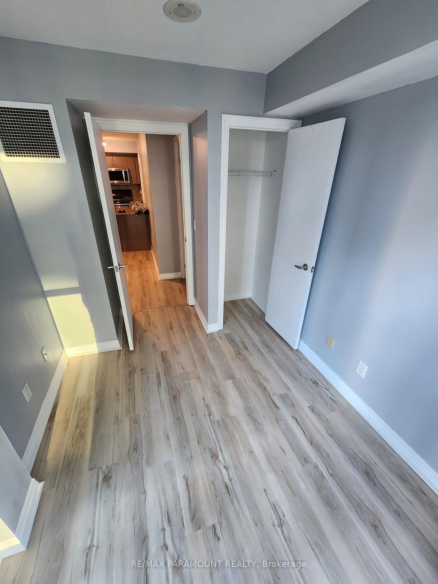 Photo 5 of Unit 705, 12 Yonge Street, Toronto, Waterfront Communities — HOMEH