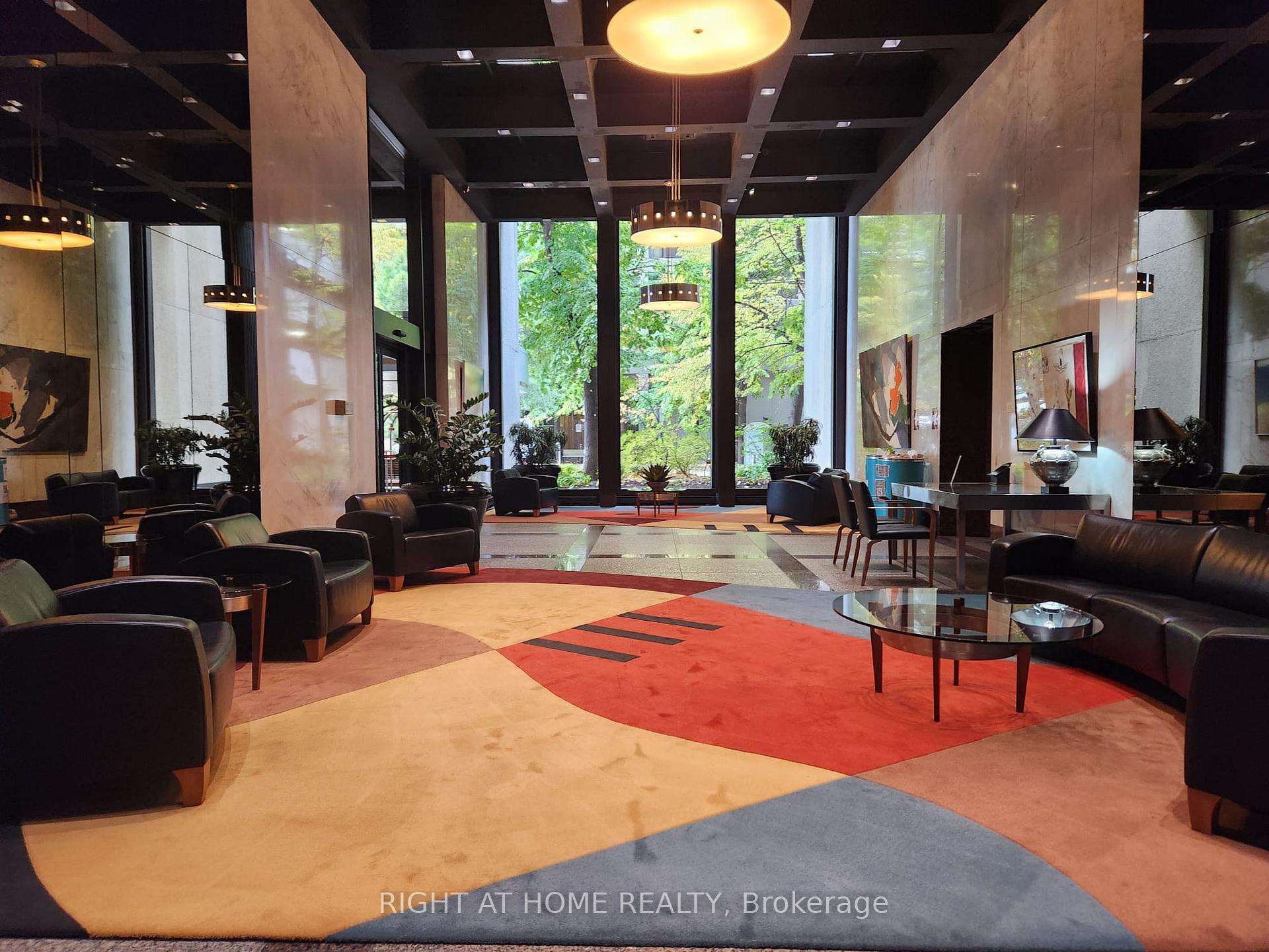 Photo 14 of Unit 831, 33 Harbour Square, Toronto, Waterfront Communities — HOMEH