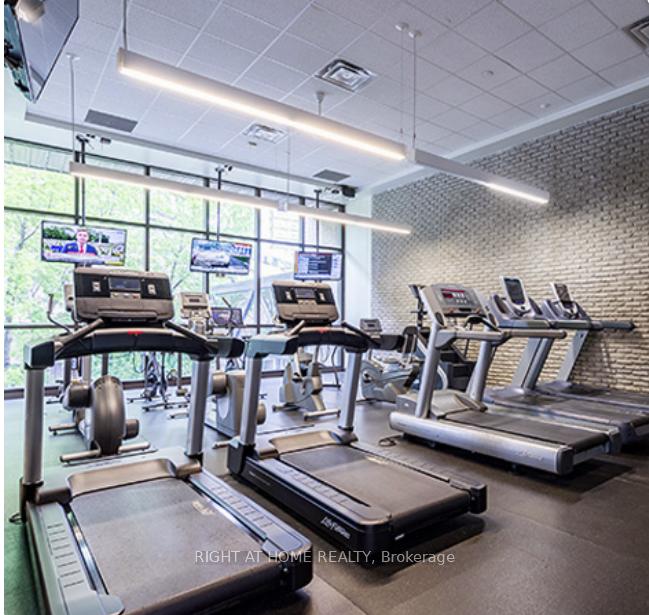Photo 17 of Unit 831, 33 Harbour Square, Toronto, Waterfront Communities — HOMEH