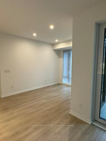 Photo 3 of Unit 1009, 8 Widmer Street, Toronto, Waterfront Communities — HOMEH