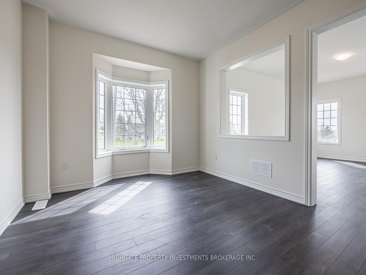 Photo 2 of 1 Jack Potts Way, Clarington, Courtice — HOMEH