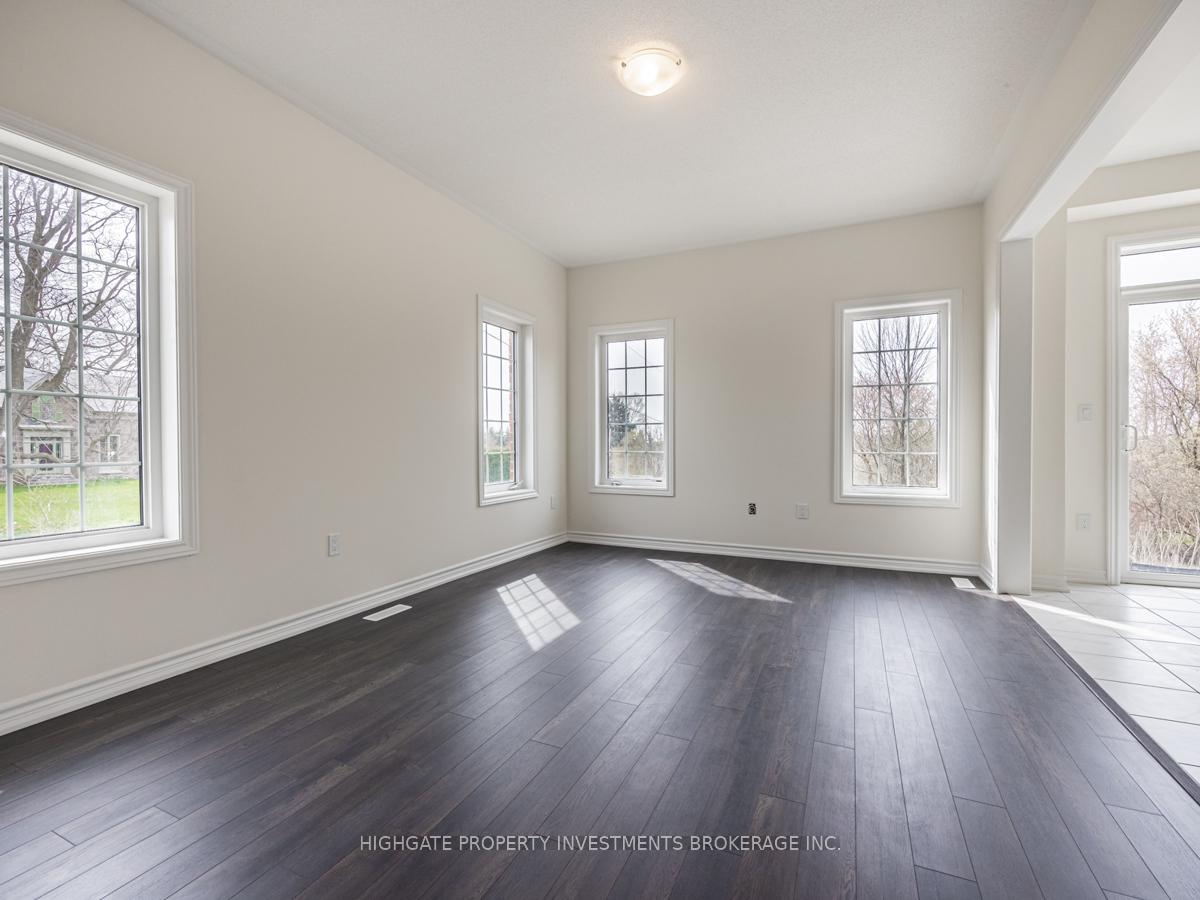 Photo 10 of 1 Jack Potts Way, Clarington, Courtice — HOMEH