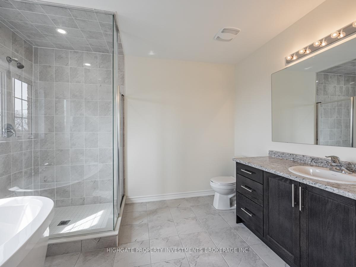 Photo 21 of 1 Jack Potts Way, Clarington, Courtice — HOMEH