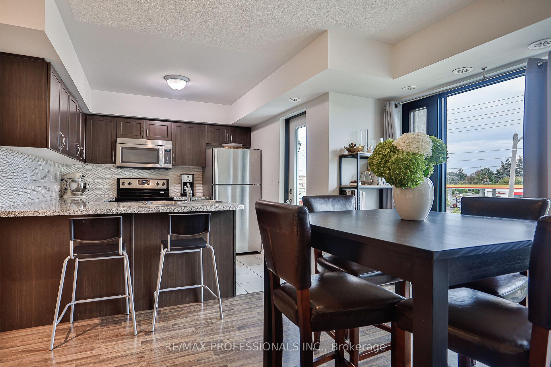 Photo 5 of Unit 515, 142 Widdicombe Hill Boulevard, Etobicoke, Willowridge-Martingrove-Richview — HOMEH