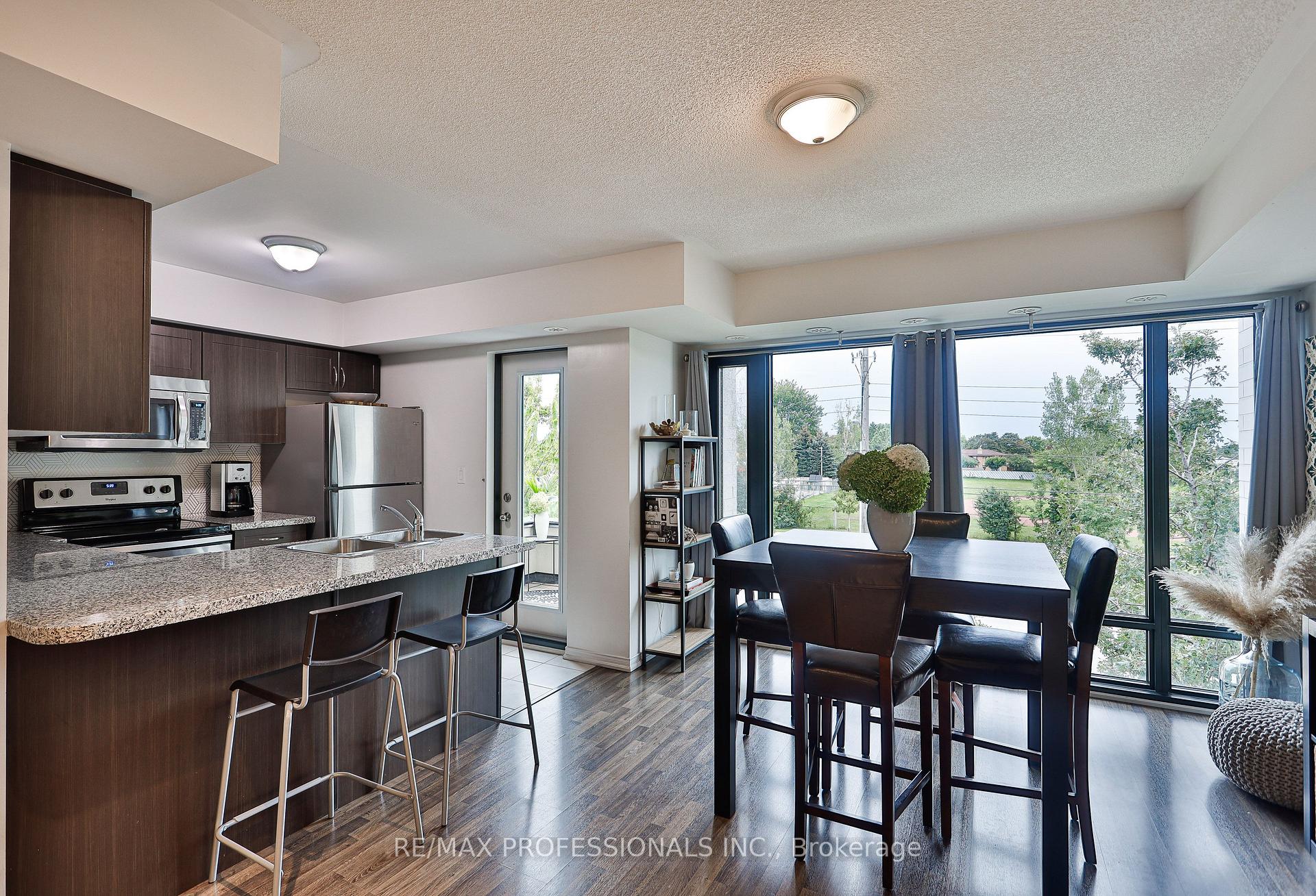 Photo 7 of Unit 515, 142 Widdicombe Hill Boulevard, Etobicoke, Willowridge-Martingrove-Richview — HOMEH