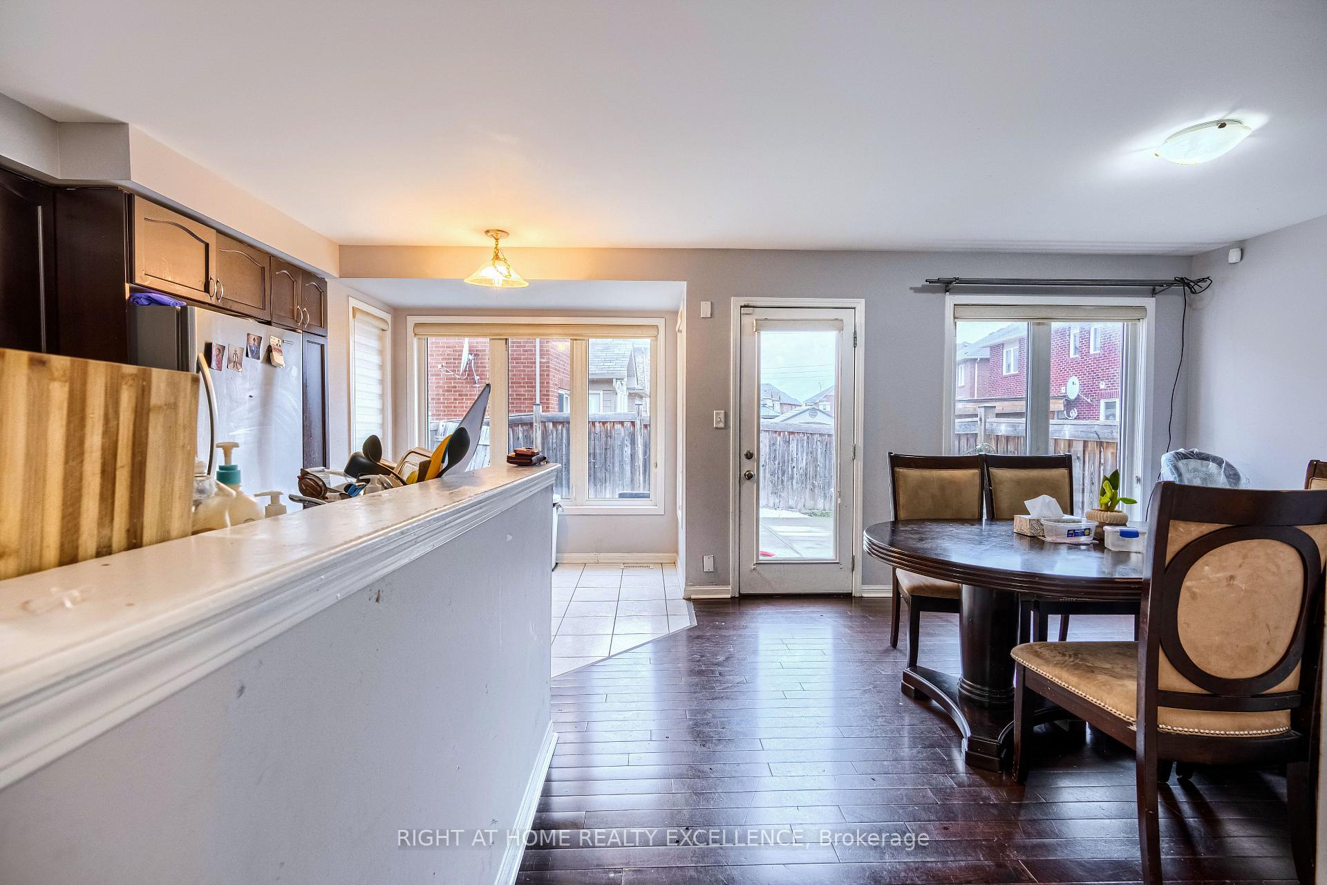 Photo 27 of 20 Caliper Road, Brampton, Bram West — HOMEH