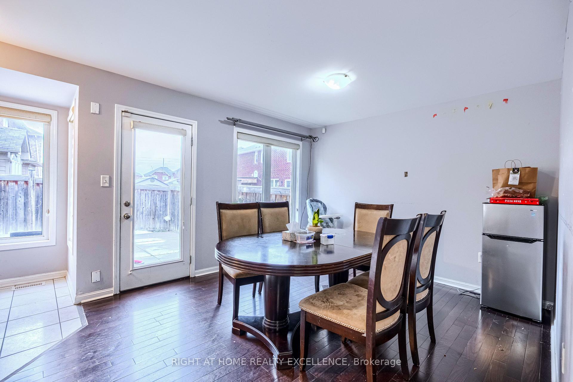 Photo 28 of 20 Caliper Road, Brampton, Bram West — HOMEH
