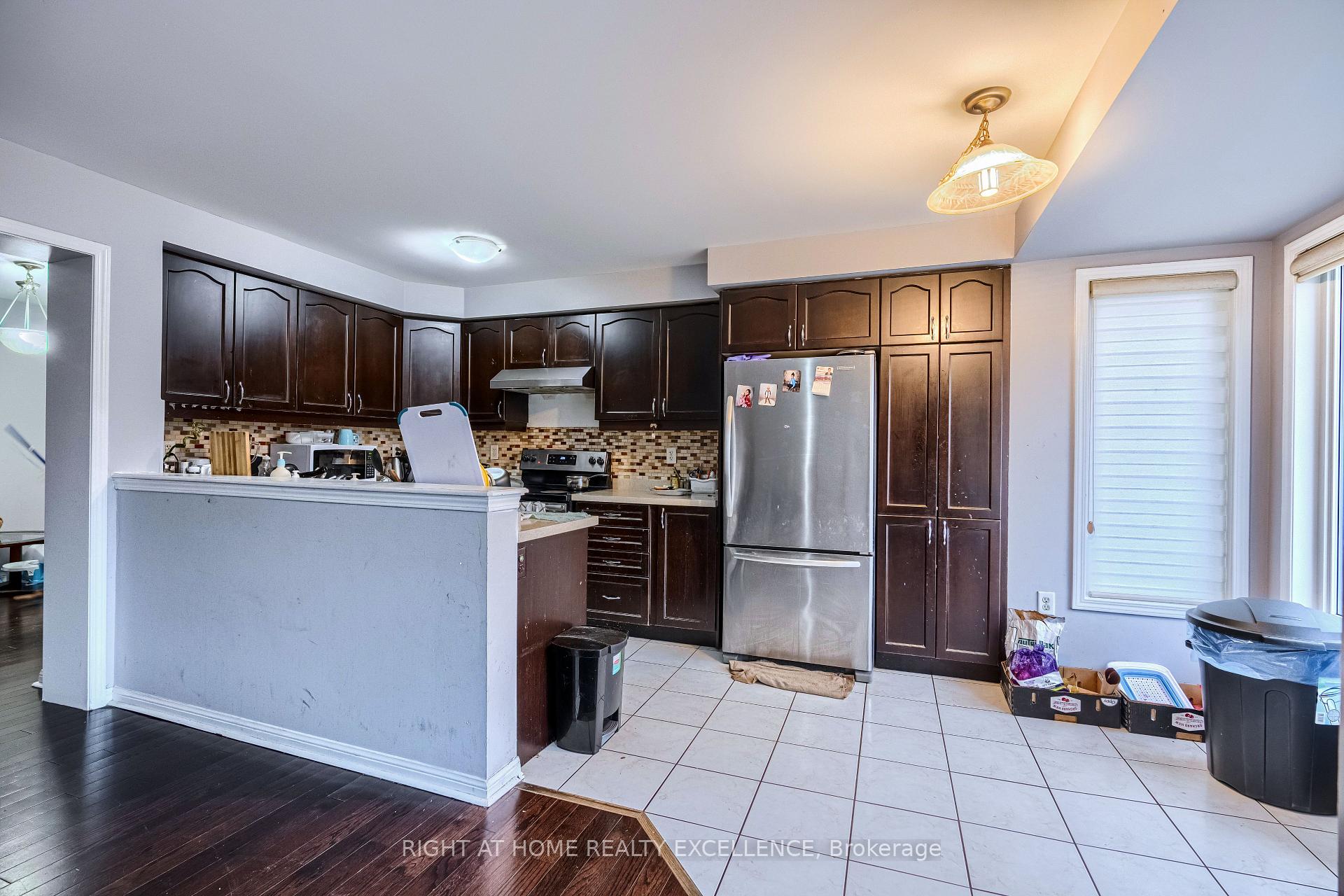 Photo 31 of 20 Caliper Road, Brampton, Bram West — HOMEH