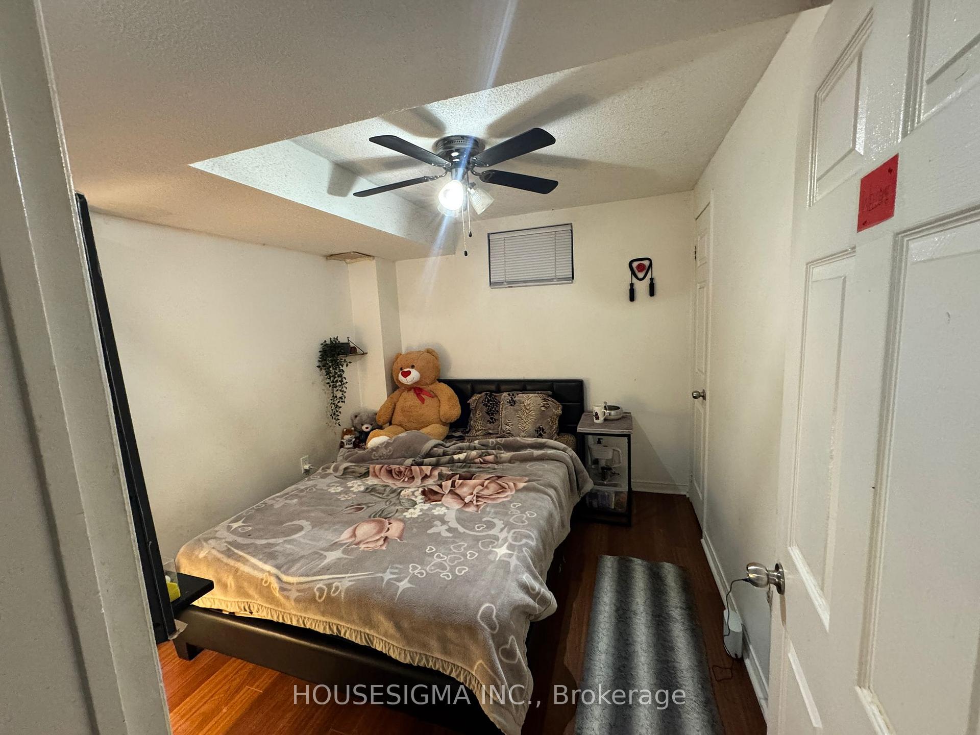 Photo 8 of Unit , Lower, 25 Mannel Crescent, Brampton, Fletcher's West — HOMEH