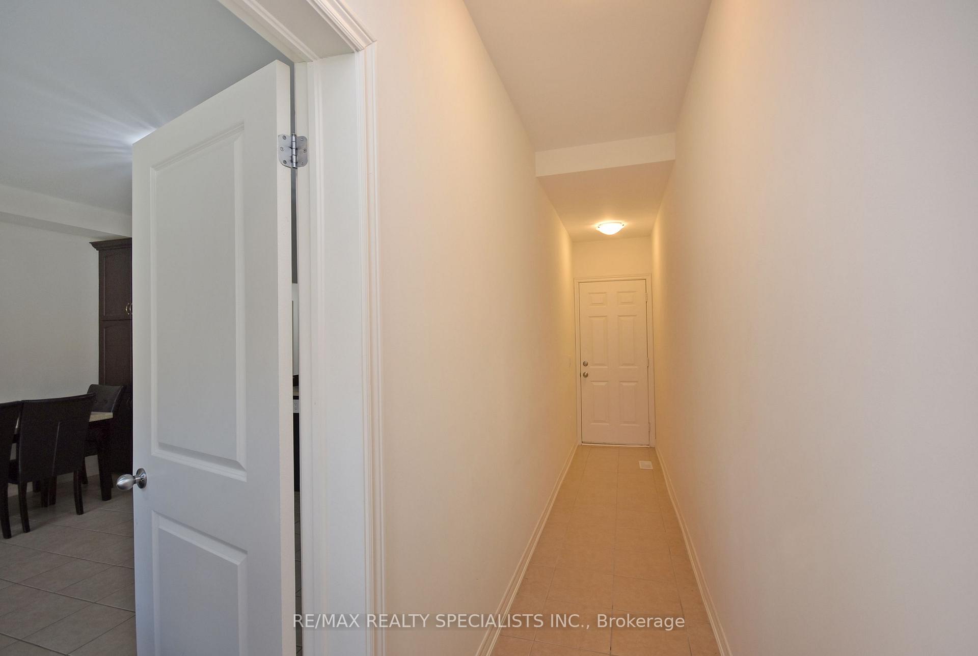 Photo 20 of 14 Pennycross Crescent, Brampton, Northwest Brampton — HOMEH