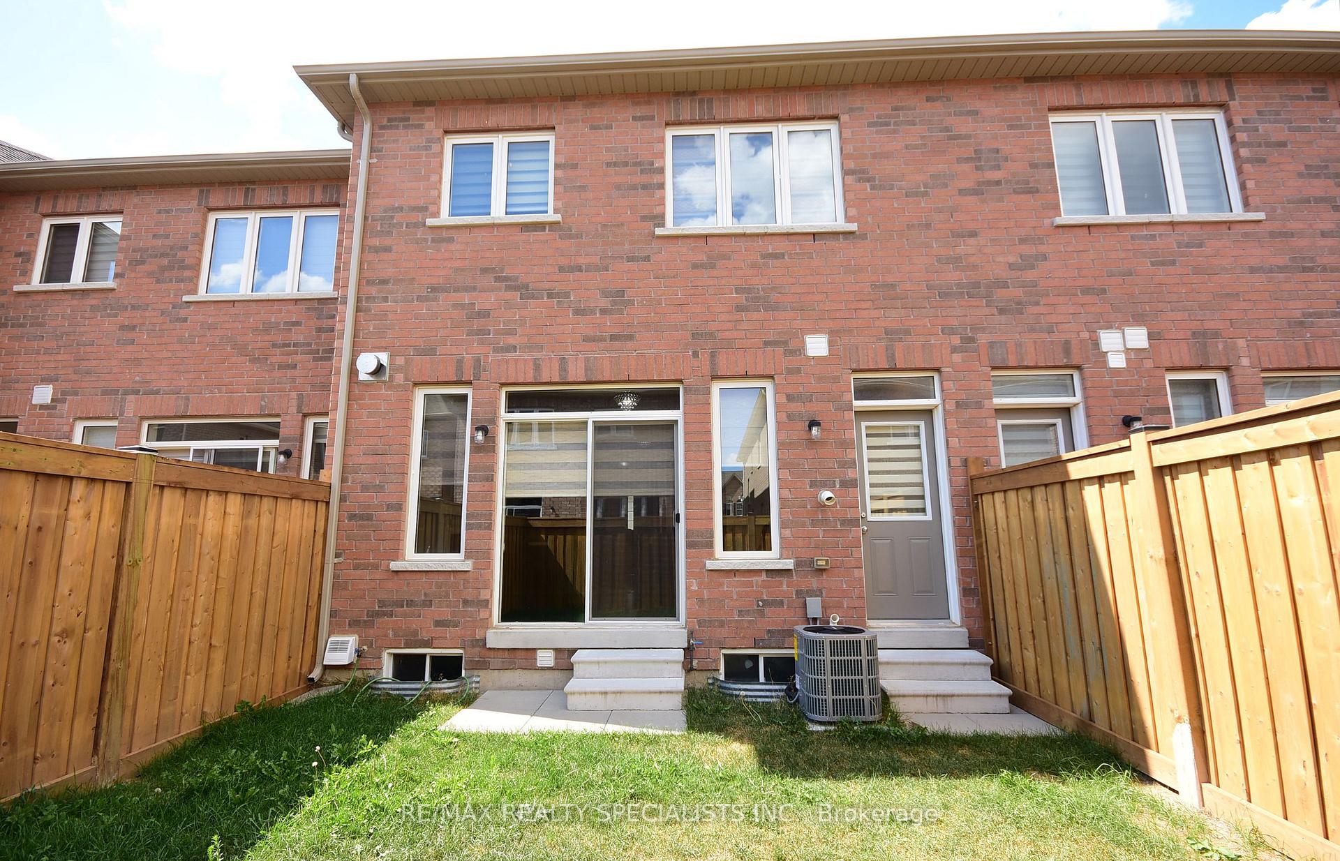 Photo 21 of 14 Pennycross Crescent, Brampton, Northwest Brampton — HOMEH