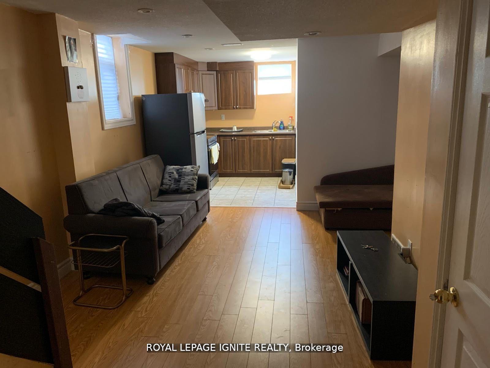 Photo 5 of Unit Bsmt, 7 Outlook Avenue, Brampton, Bram West — HOMEH