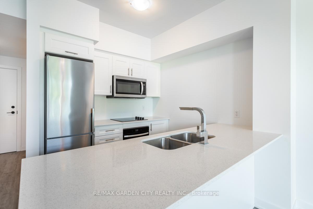 Photo 11 of Unit 216, 600 North Service Road, Hamilton, Lakeshore — HOMEH