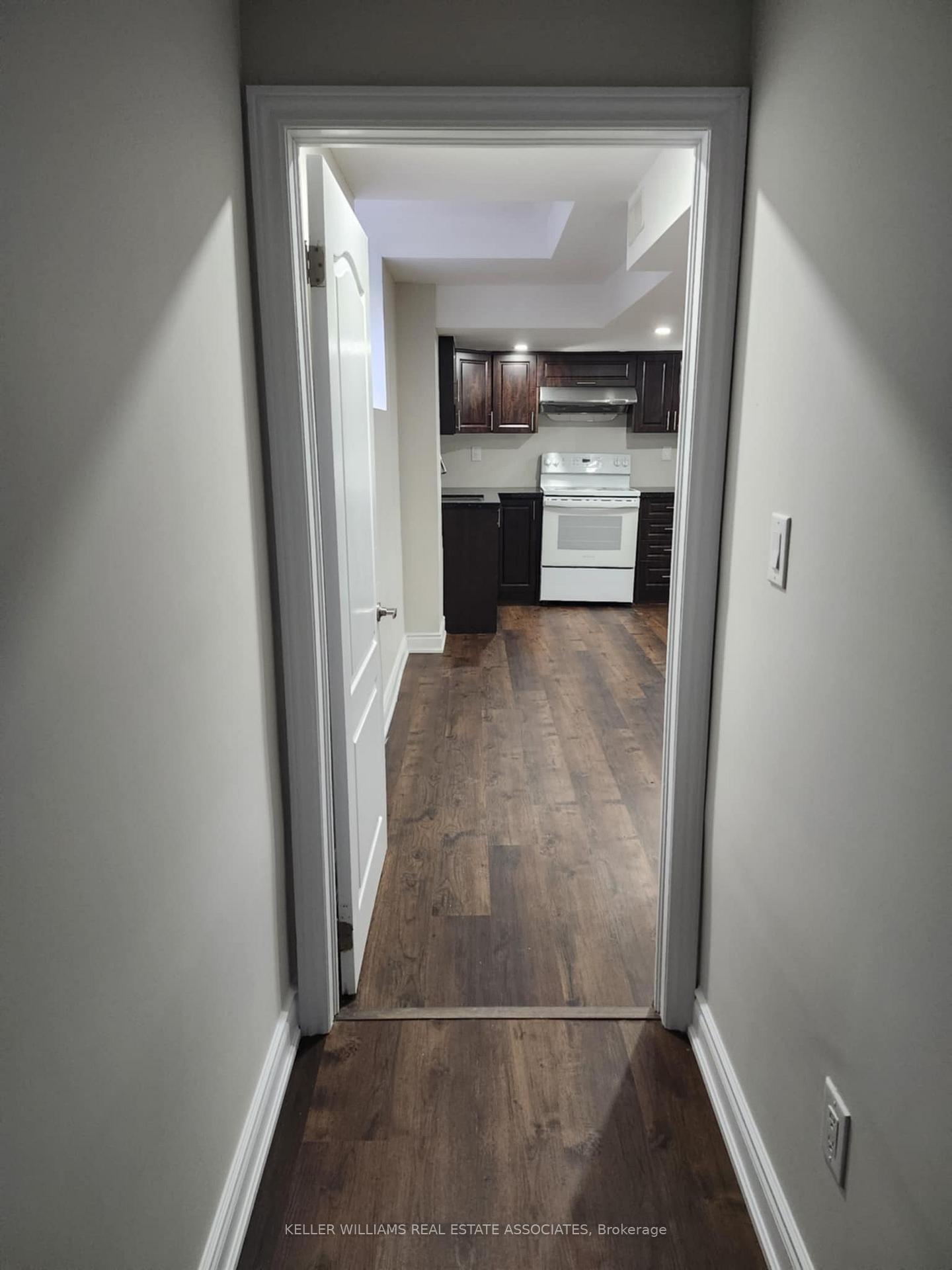Photo 2 of Unit Lower, 5 Stanwell Drive, Brampton, Heart Lake West — HOMEH