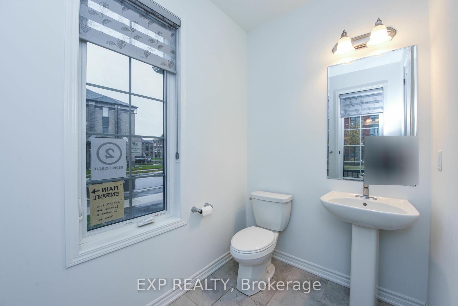 Photo 6 of 2 Keppel Circle, Brampton, Northwest Brampton — HOMEH