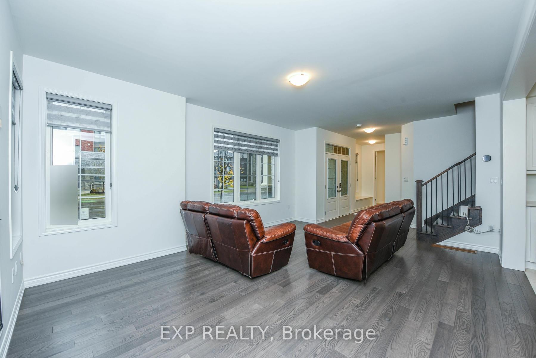 Photo 15 of 2 Keppel Circle, Brampton, Northwest Brampton — HOMEH