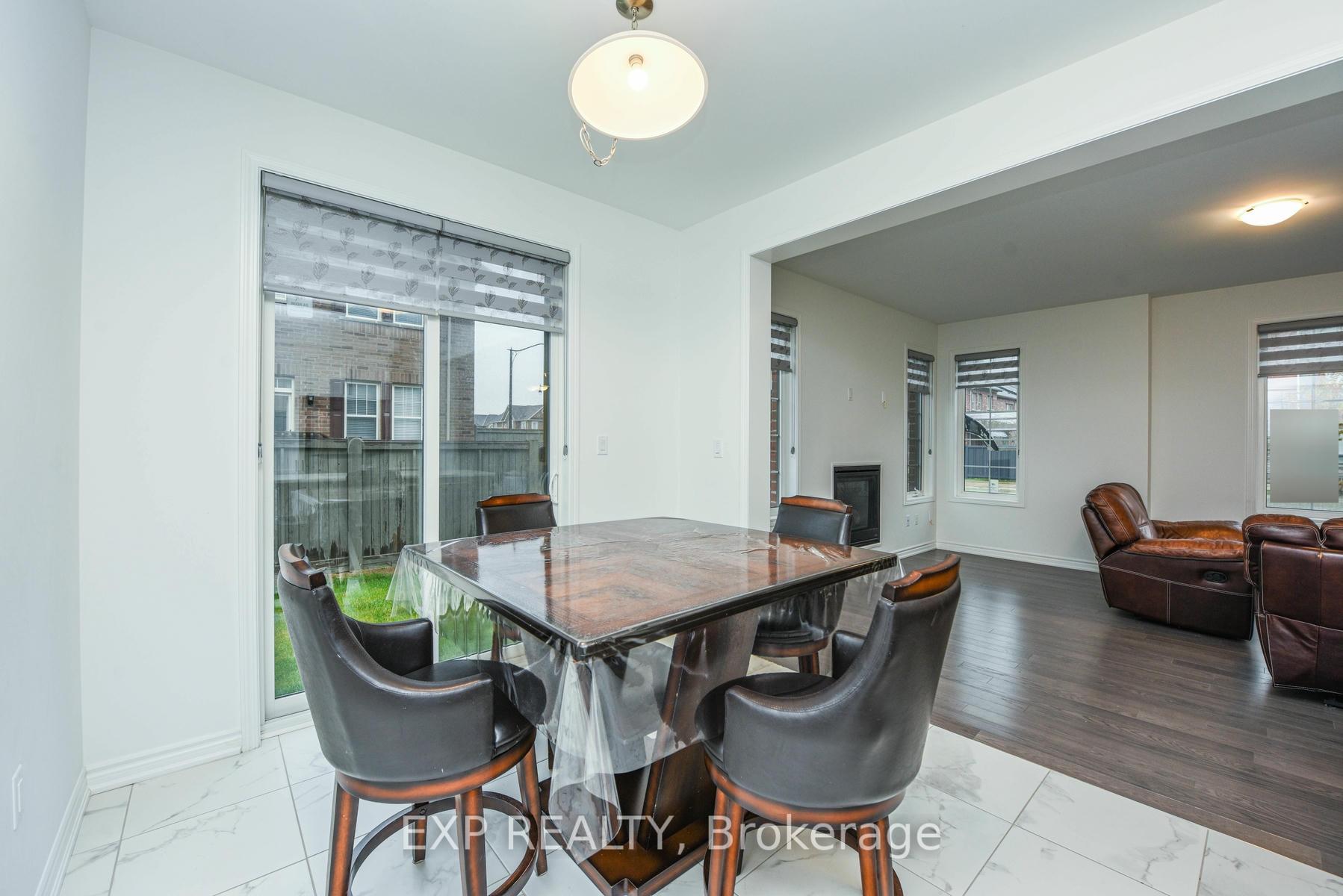 Photo 21 of 2 Keppel Circle, Brampton, Northwest Brampton — HOMEH