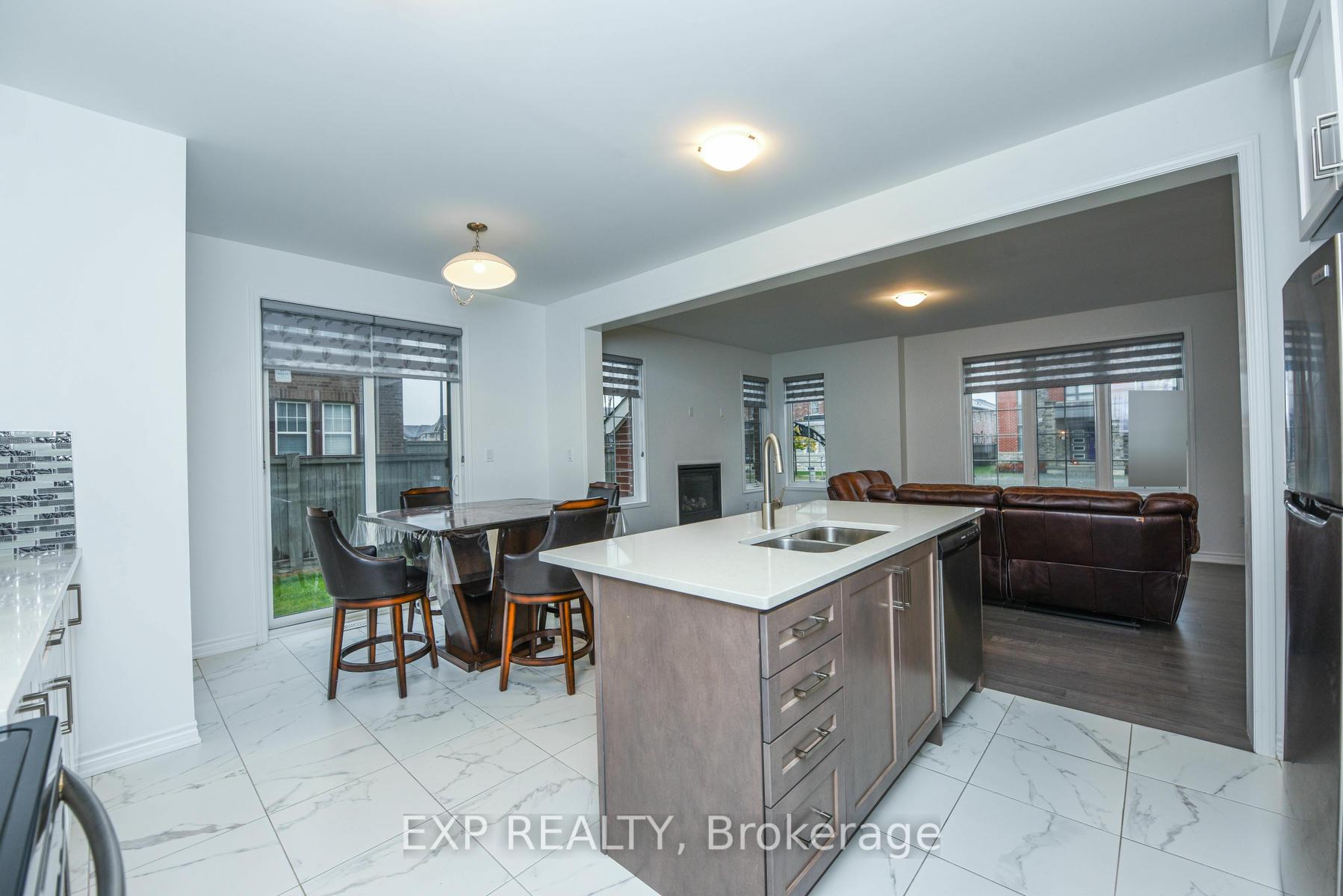 Photo 24 of 2 Keppel Circle, Brampton, Northwest Brampton — HOMEH