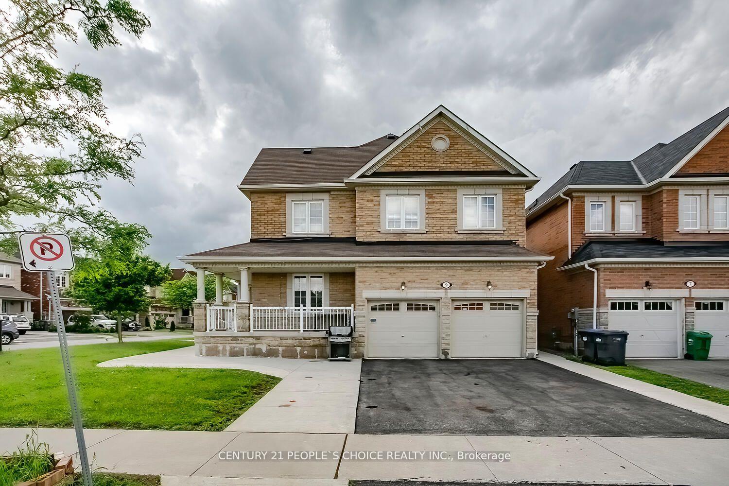 Photo 3 of 9 Dillon Drive, Brampton, Credit Valley — HOMEH