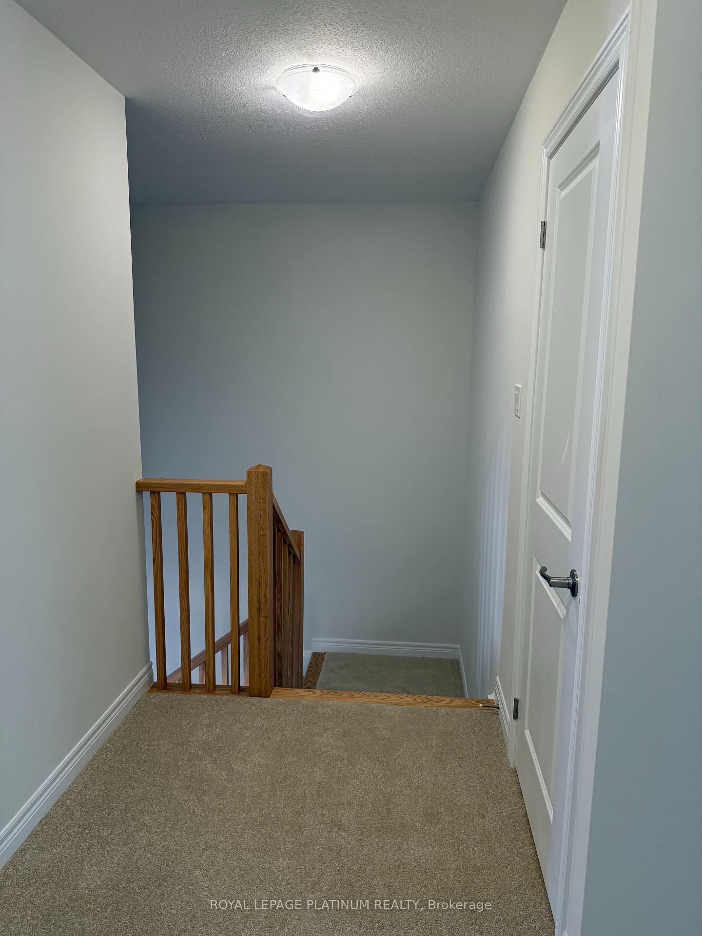 Photo 2 of 135 McEachern Lane, Gravenhurst, Muskoka (S) — HOMEH