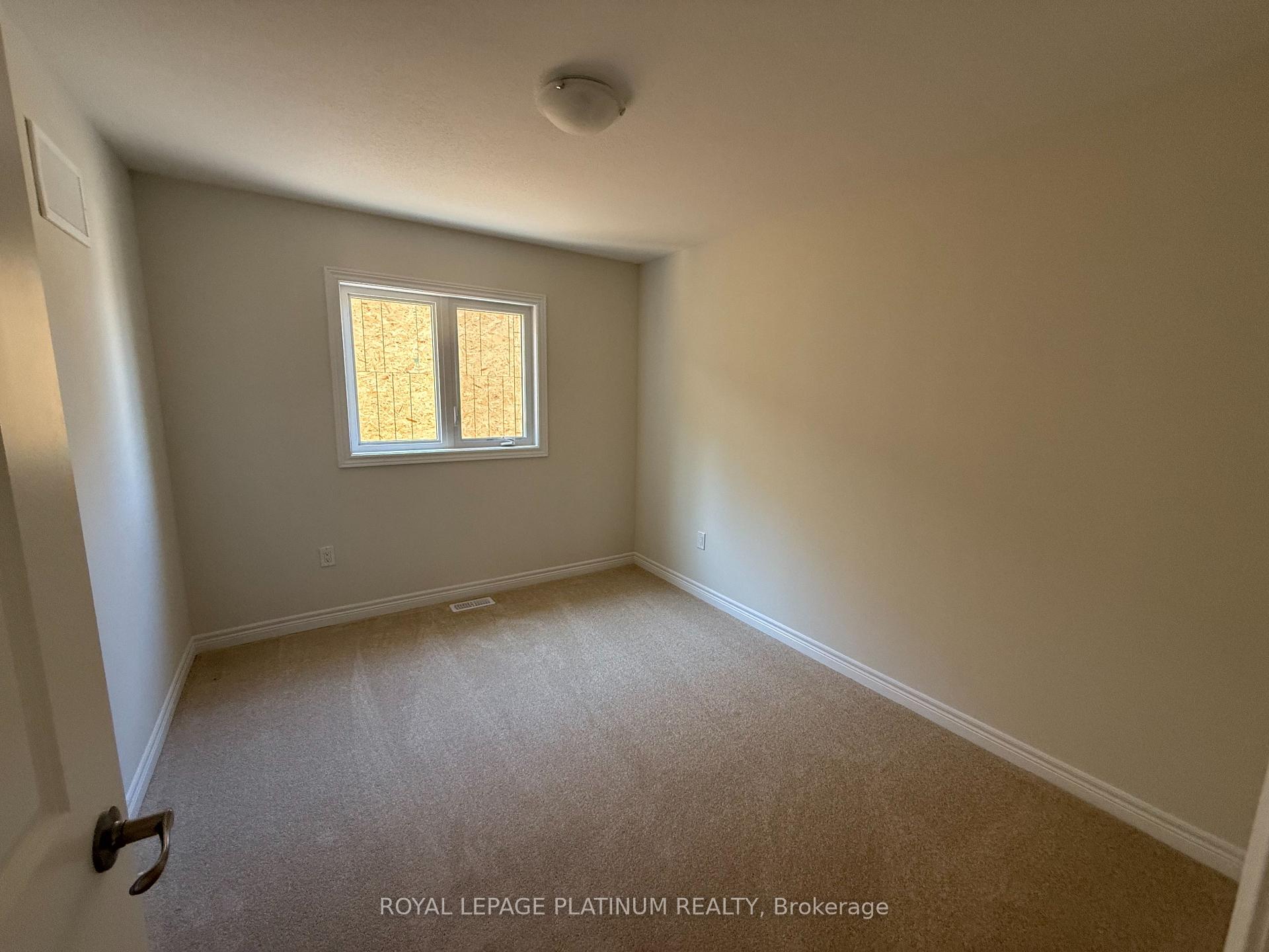Photo 10 of 135 McEachern Lane, Gravenhurst, Muskoka (S) — HOMEH