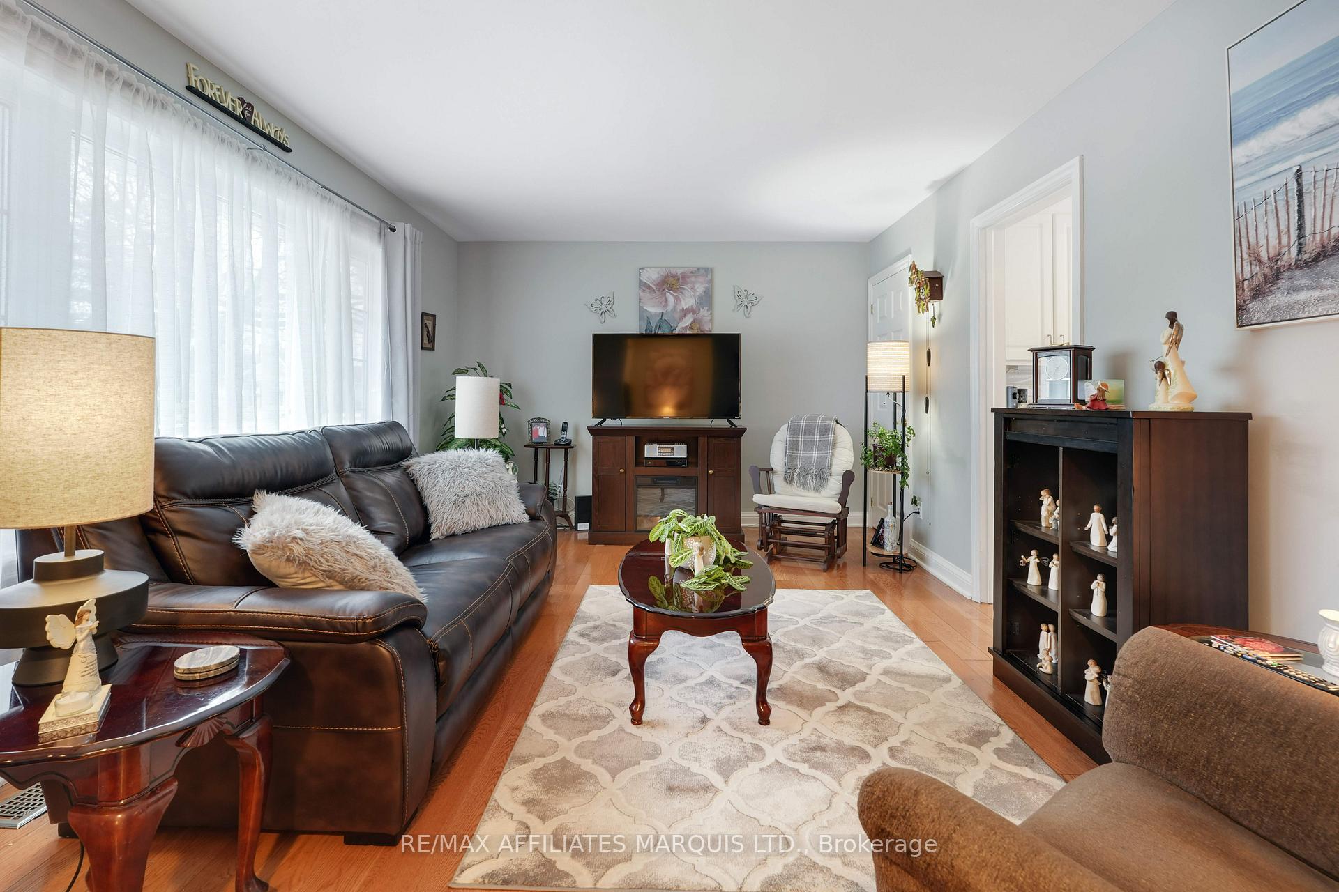Photo 5 of 516 Guy Street, Cornwall — HOMEH