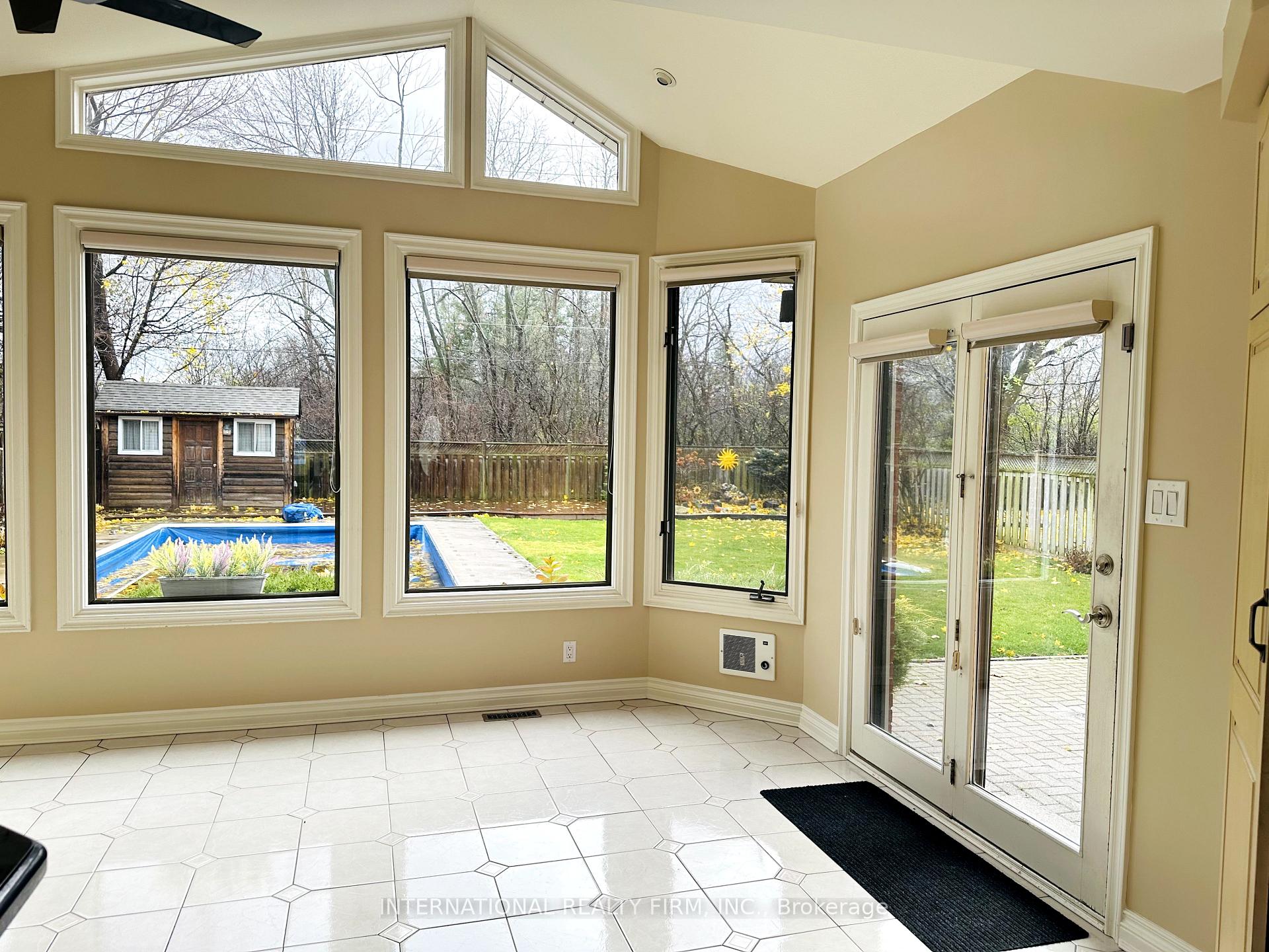 Photo 12 of 139 Elgin Drive, Brampton, Brampton South — HOMEH