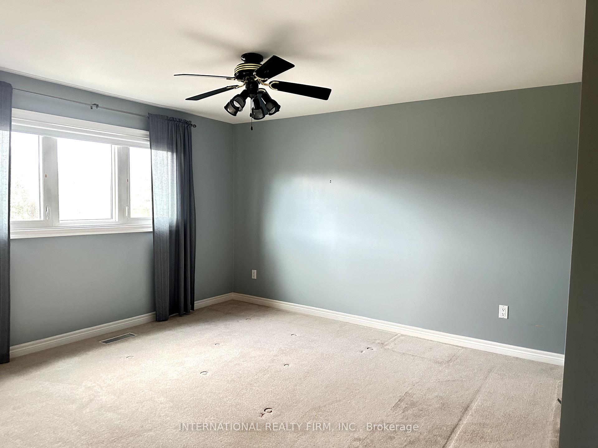 Photo 24 of 139 Elgin Drive, Brampton, Brampton South — HOMEH