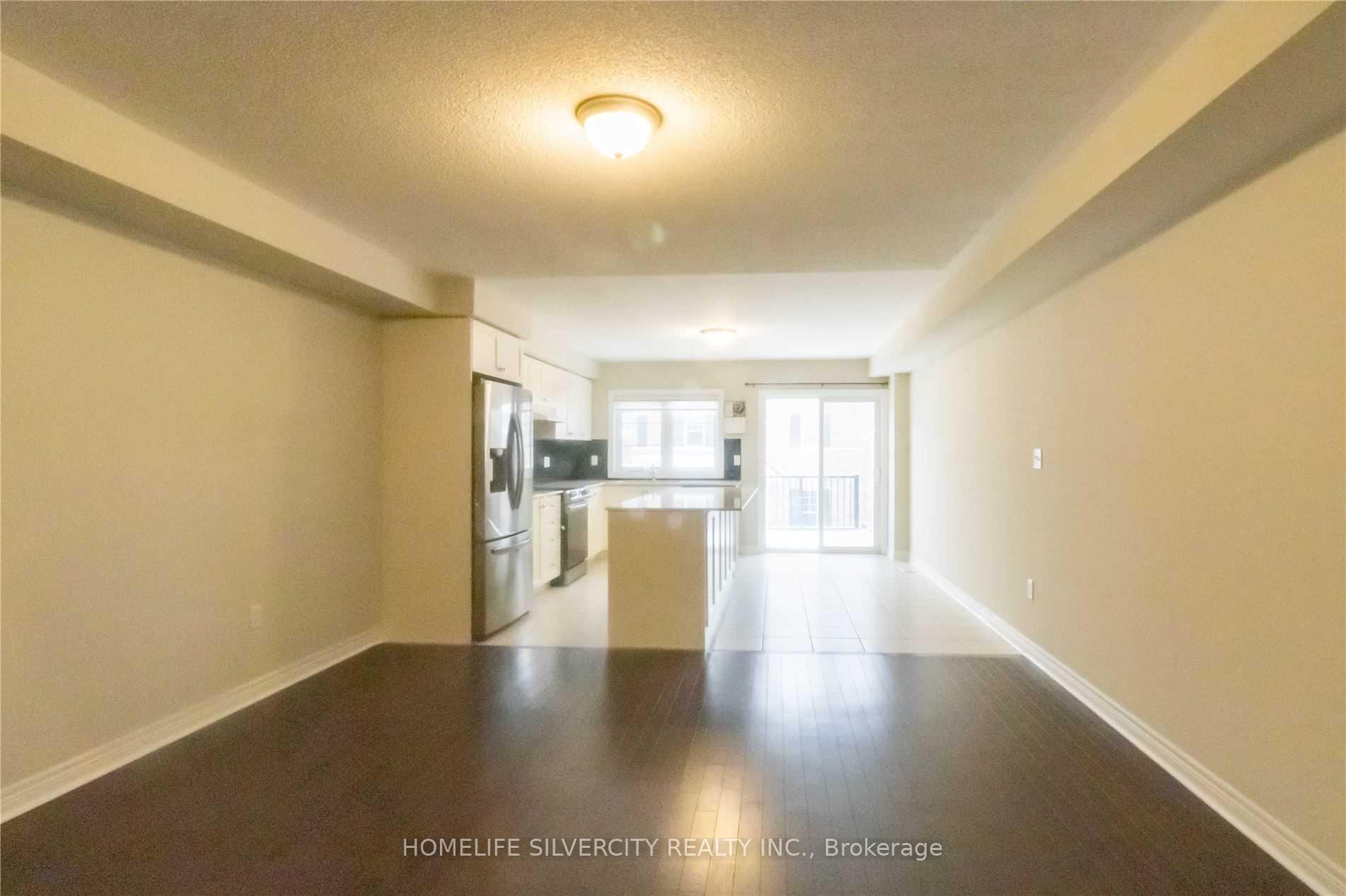 Photo 7 of 7 Finegan Circle, Brampton, Northwest Brampton — HOMEH
