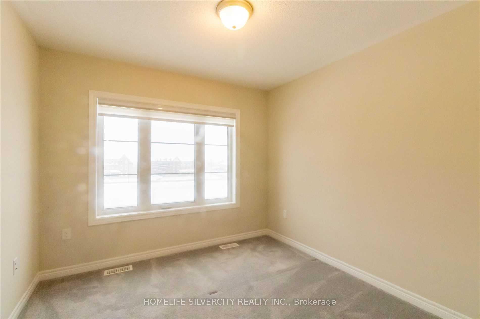 Photo 15 of 7 Finegan Circle, Brampton, Northwest Brampton — HOMEH