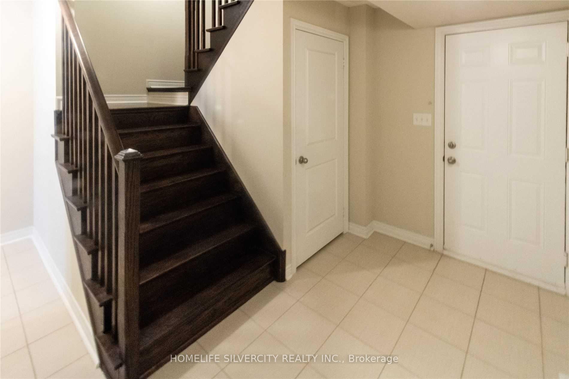 Photo 23 of 7 Finegan Circle, Brampton, Northwest Brampton — HOMEH