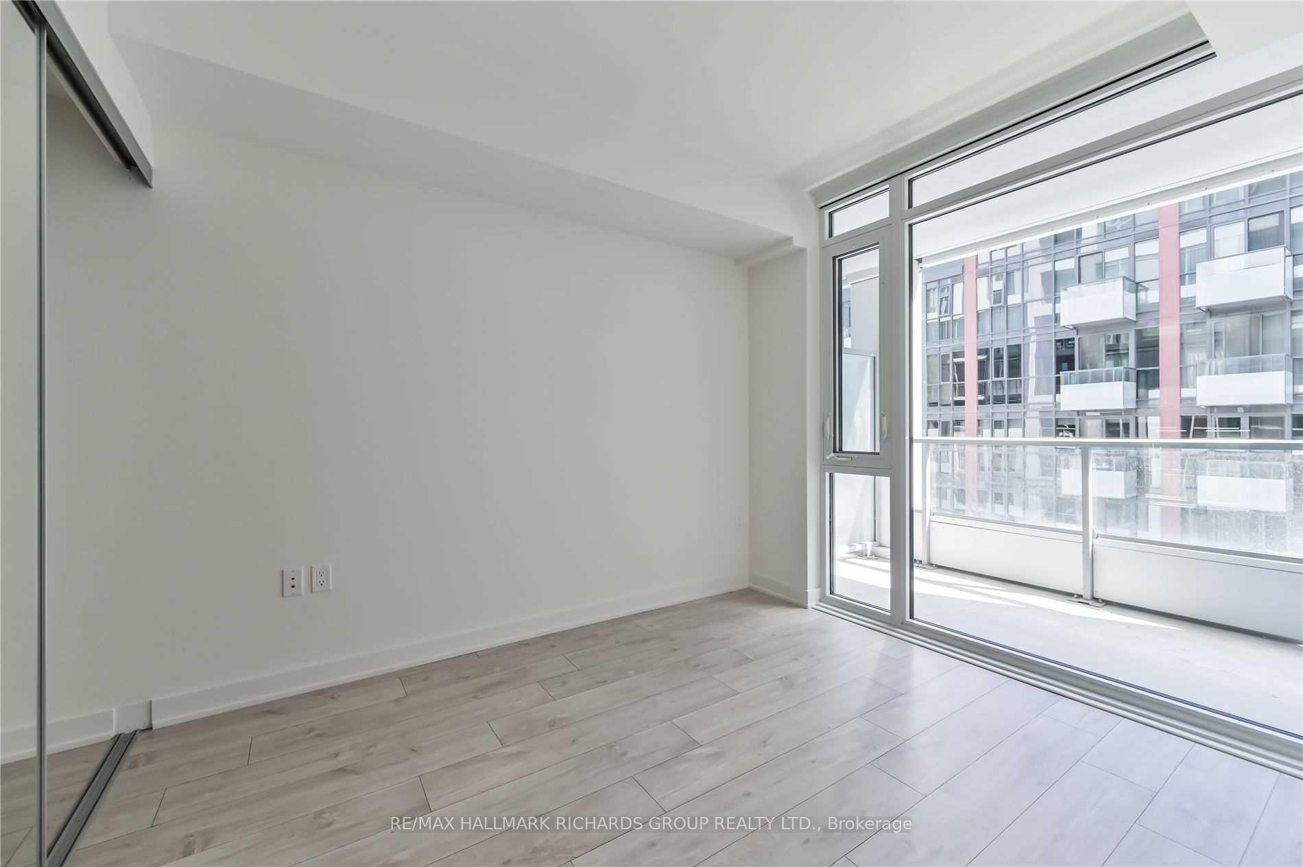 Photo 13 of Unit 727, 576 Front Street W, Toronto, Waterfront Communities — HOMEH