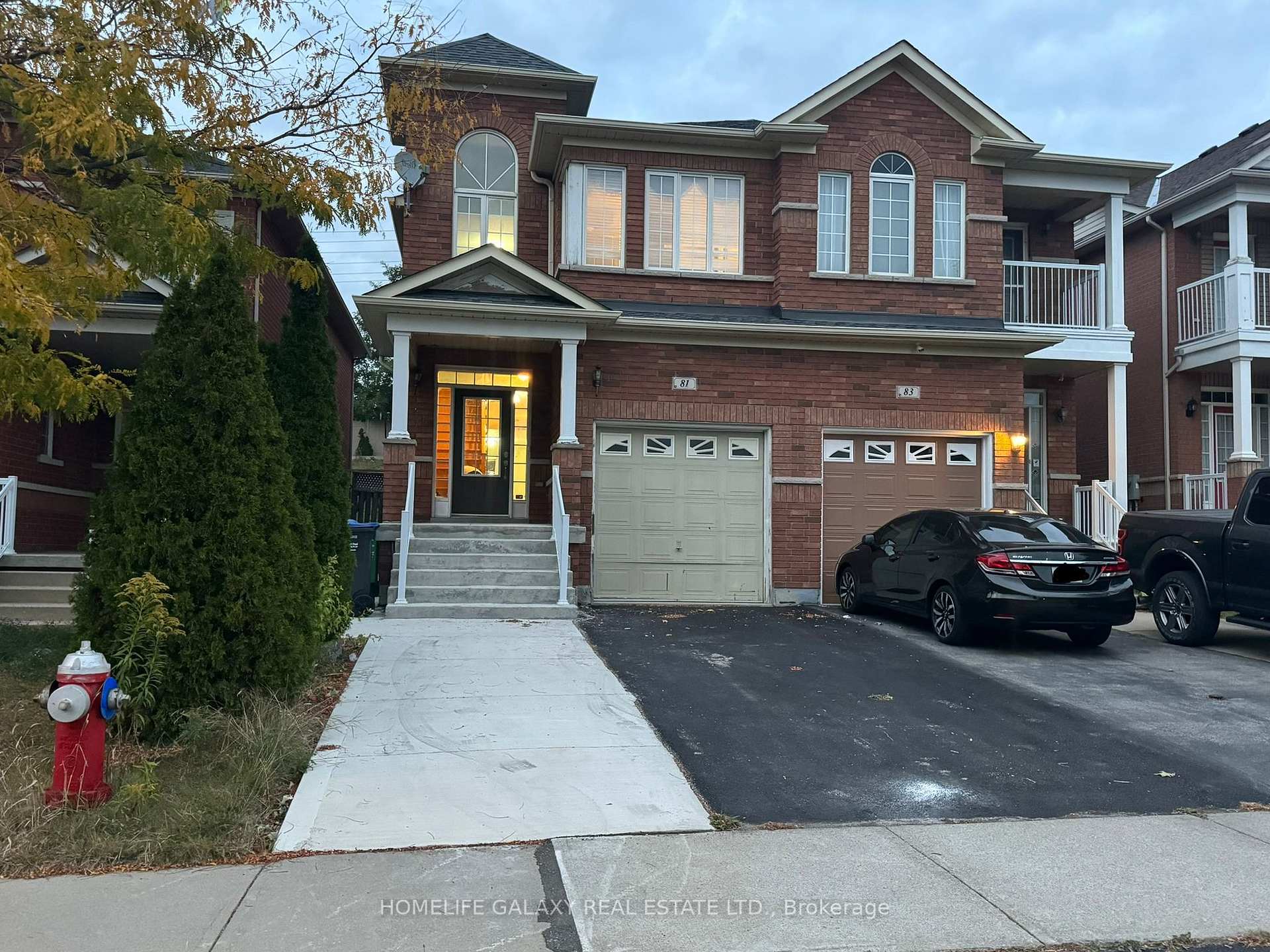 Front of 81 Seahorse Avenue