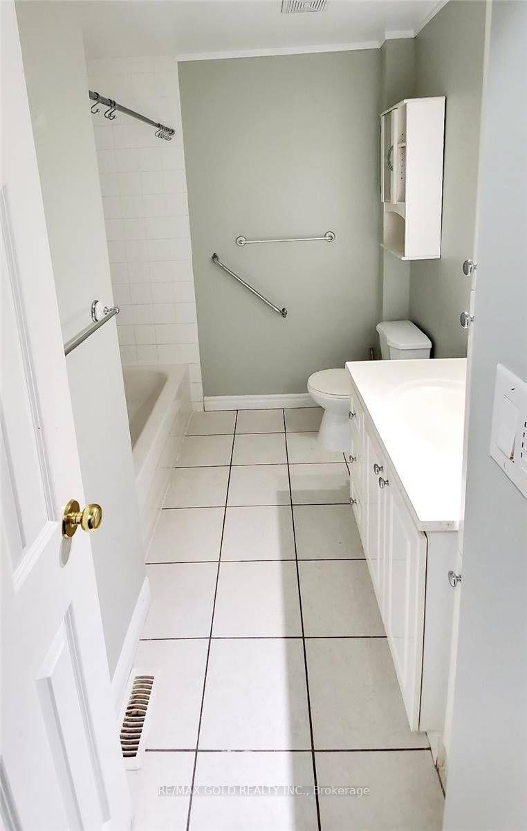 Photo 4 of 52 Gainsborough Road, Brampton, Northgate — HOMEH