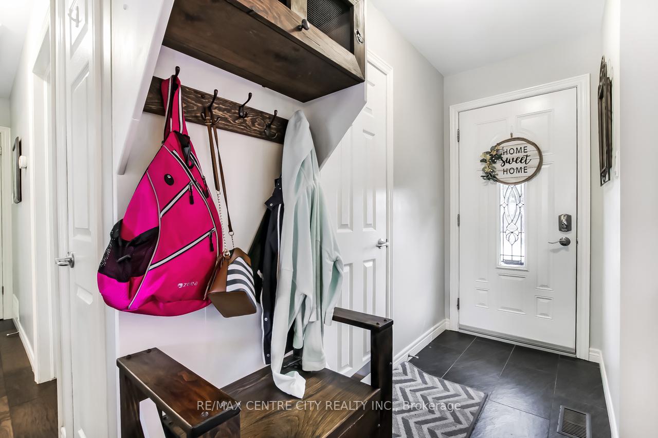 Photo 5 of 388 Larry Street, Central Elgin, Port Stanley — HOMEH