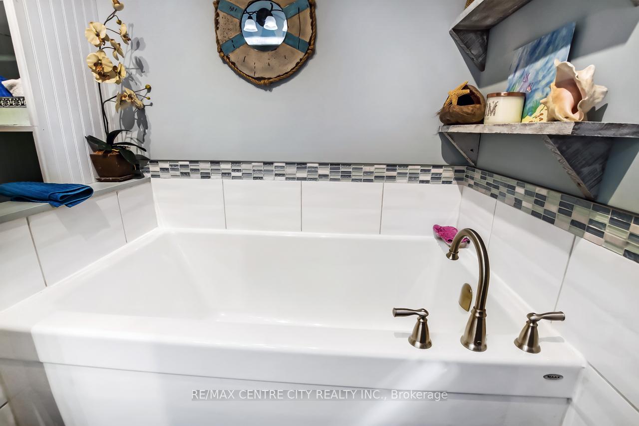 Photo 14 of 388 Larry Street, Central Elgin, Port Stanley — HOMEH