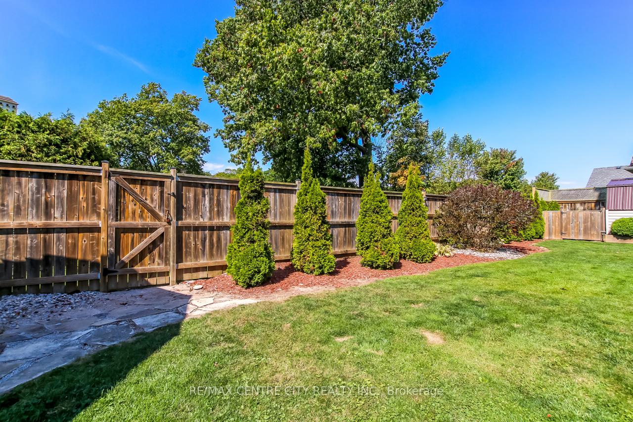 Photo 34 of 388 Larry Street, Central Elgin, Port Stanley — HOMEH