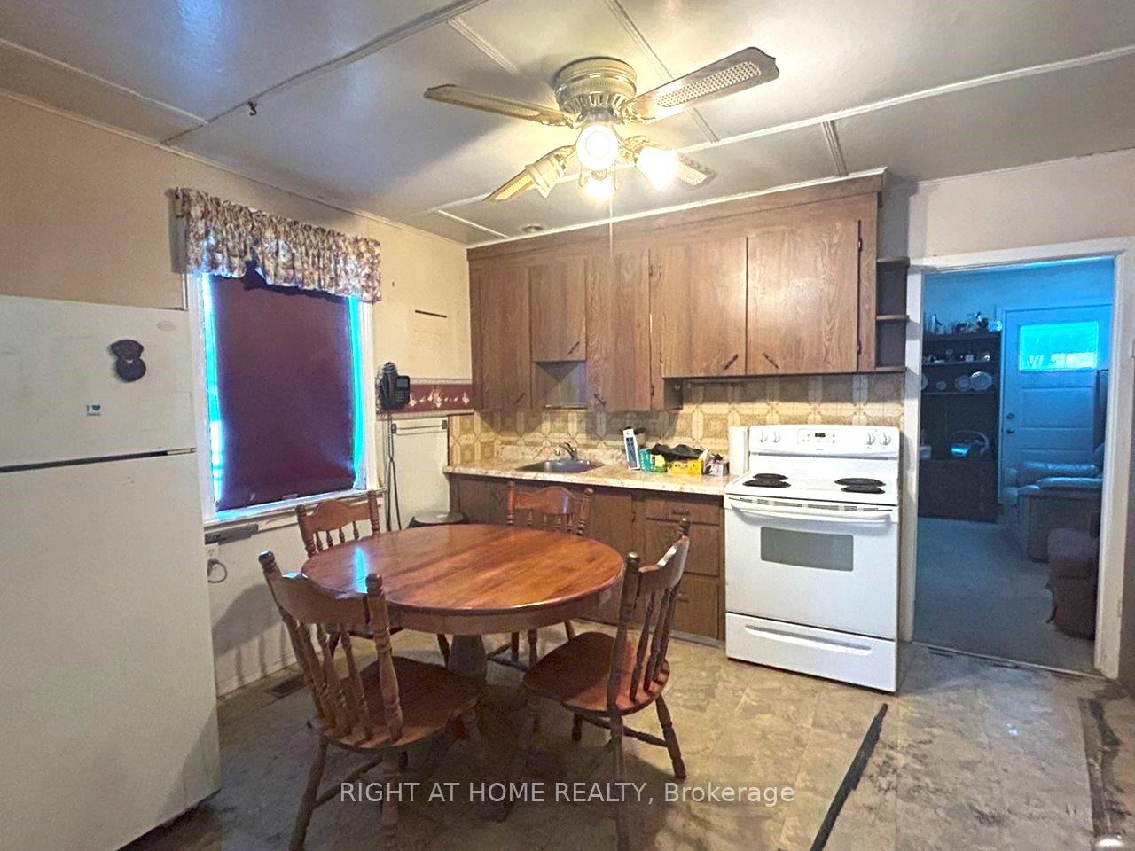 Photo 12 of 1114 Concession 4 Road, Brock, Rural Brock — HOMEH